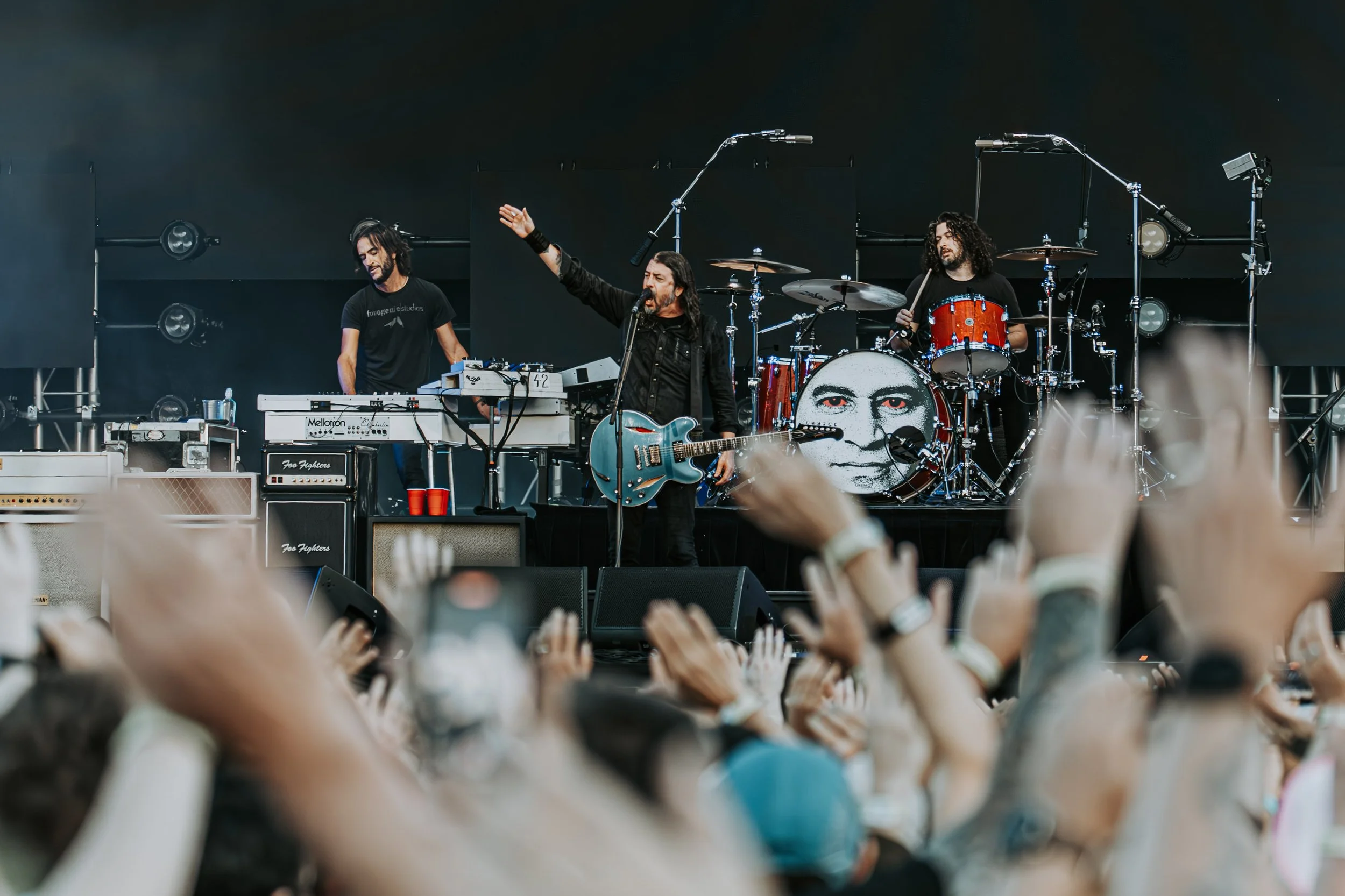 1. Foo Fighters-13.jpg