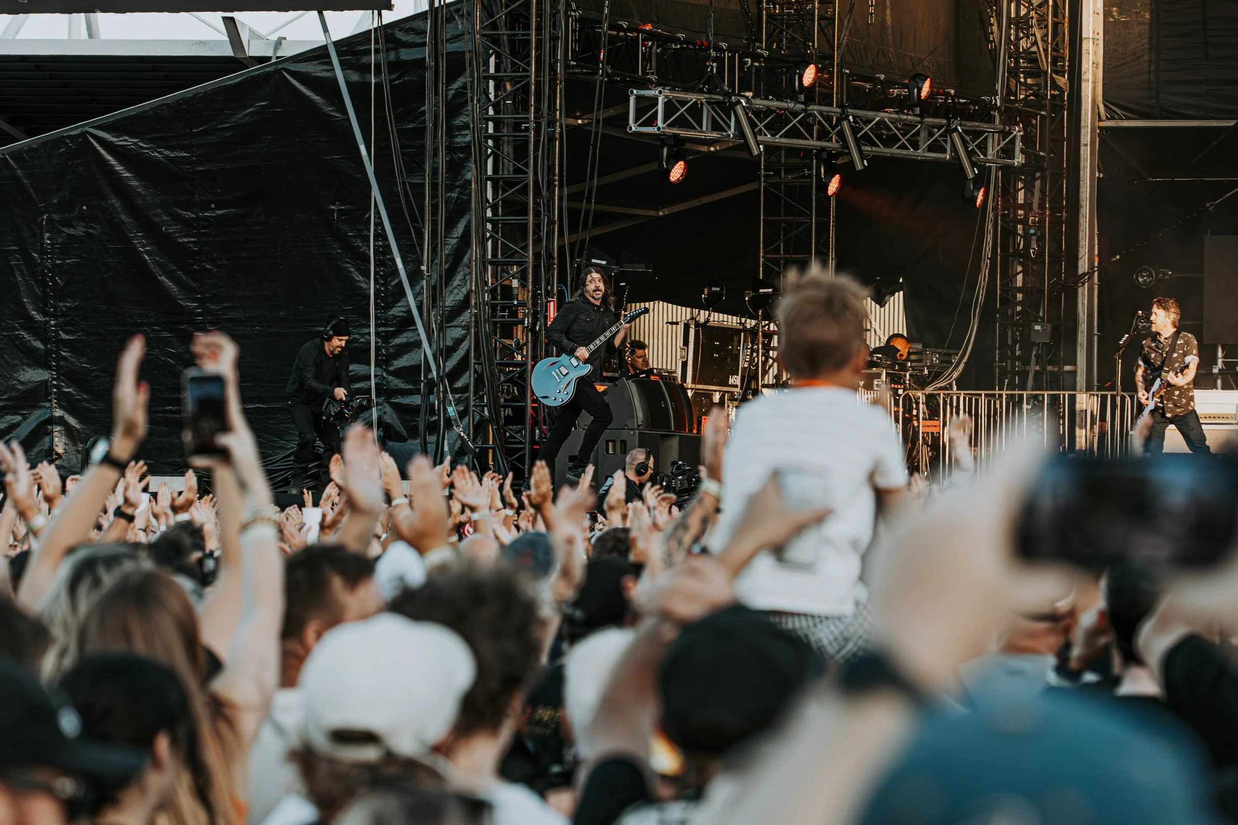 1. Foo Fighters-19.jpg