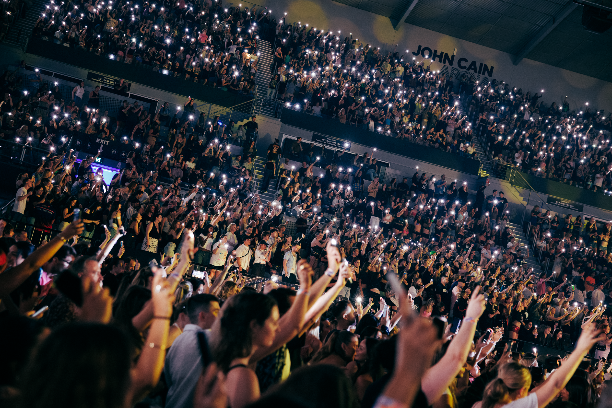 Kesha @ John Cain Arena 22-2-26-32.png