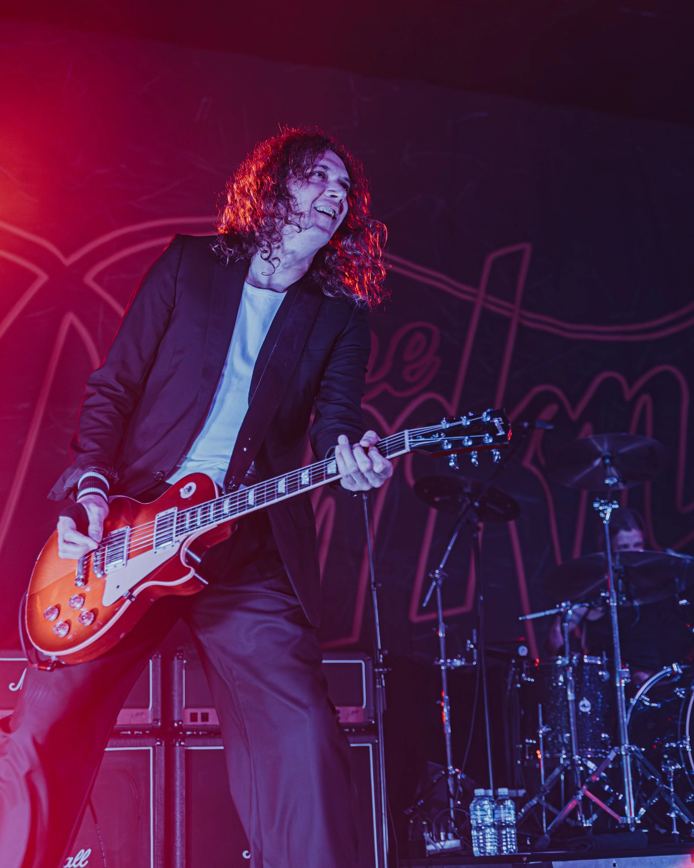 1.The Darkness-01.jpg