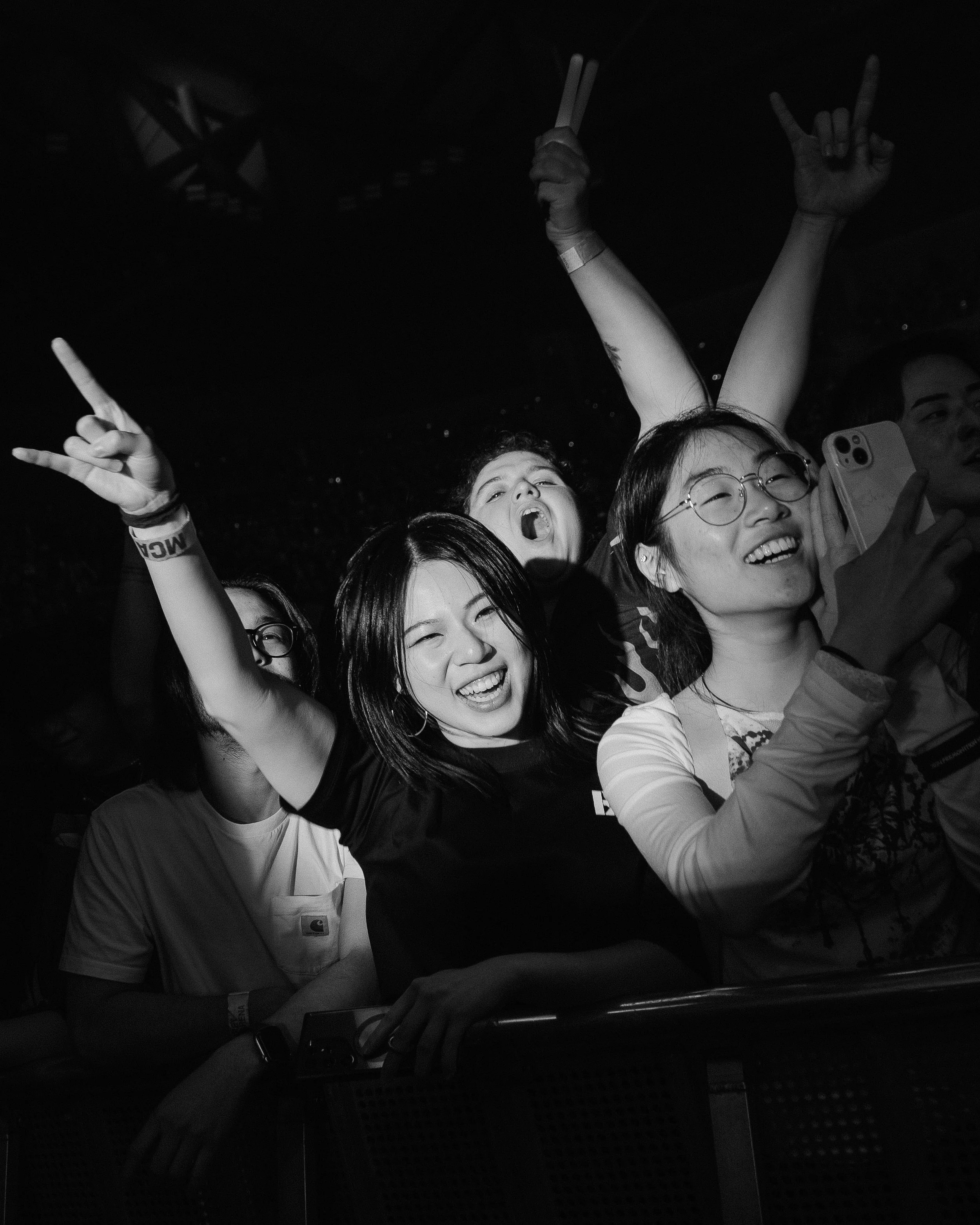 1. ONE OK ROCK-14.jpg