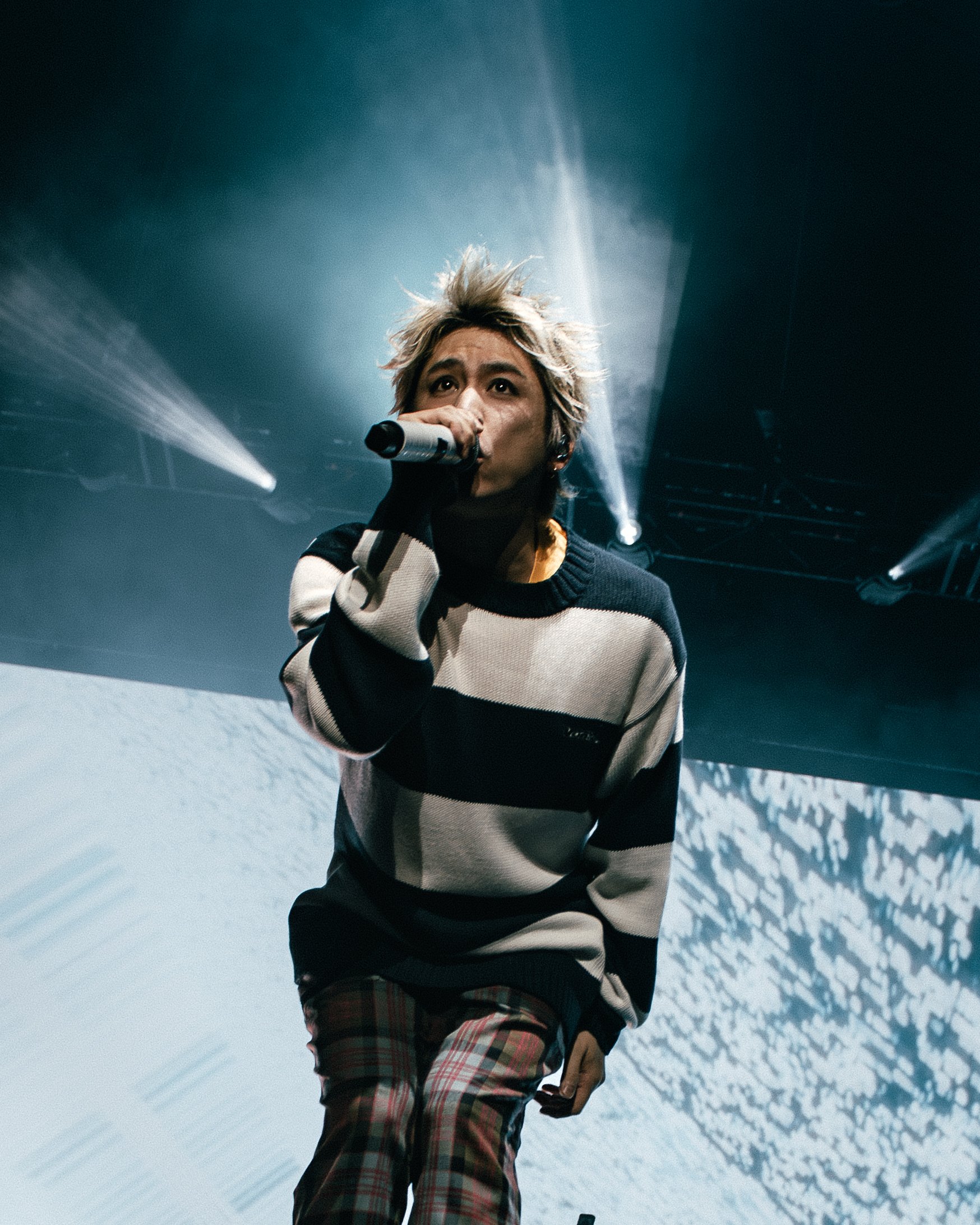 1. ONE OK ROCK-16.jpg