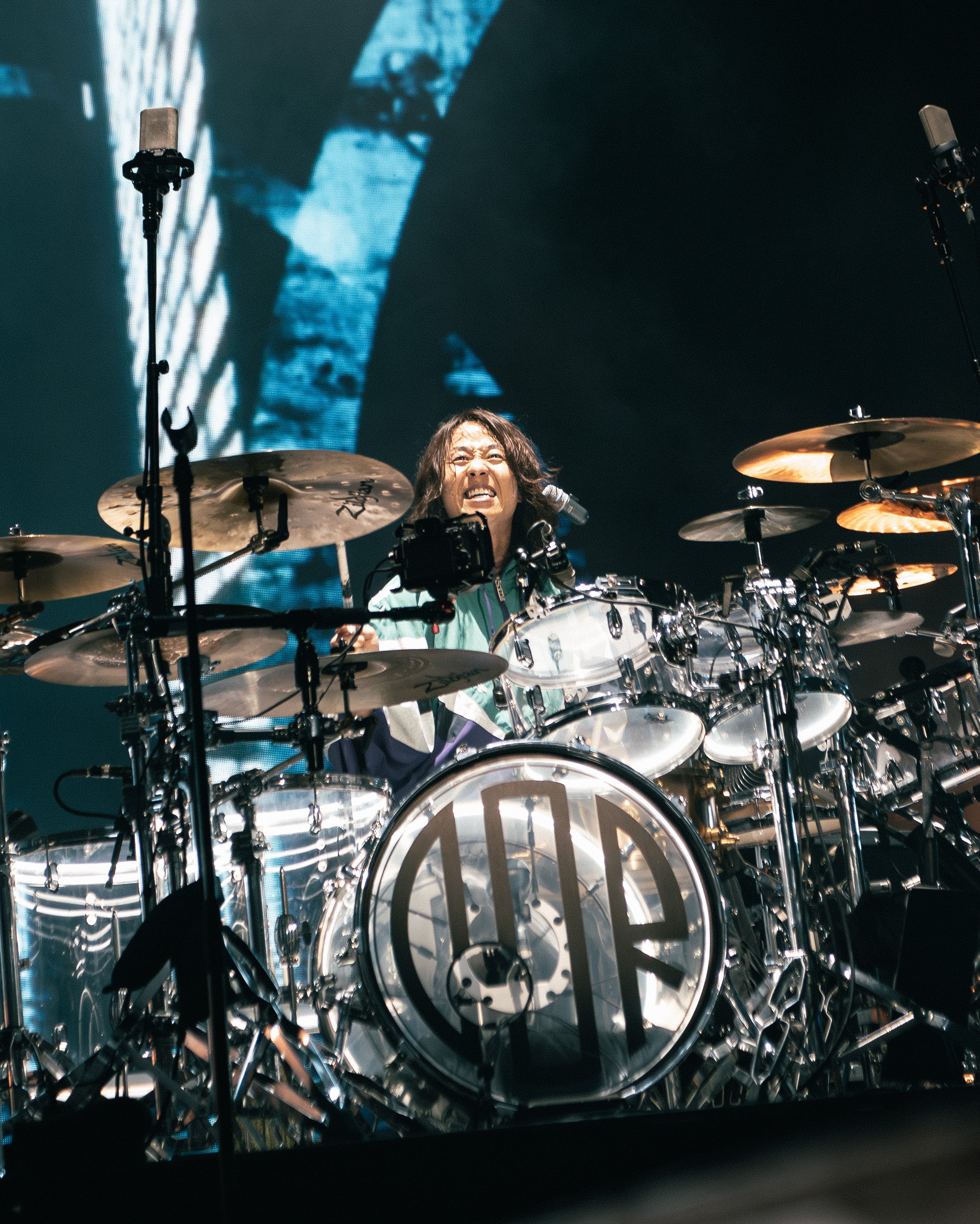 1. ONE OK ROCK-18.jpg