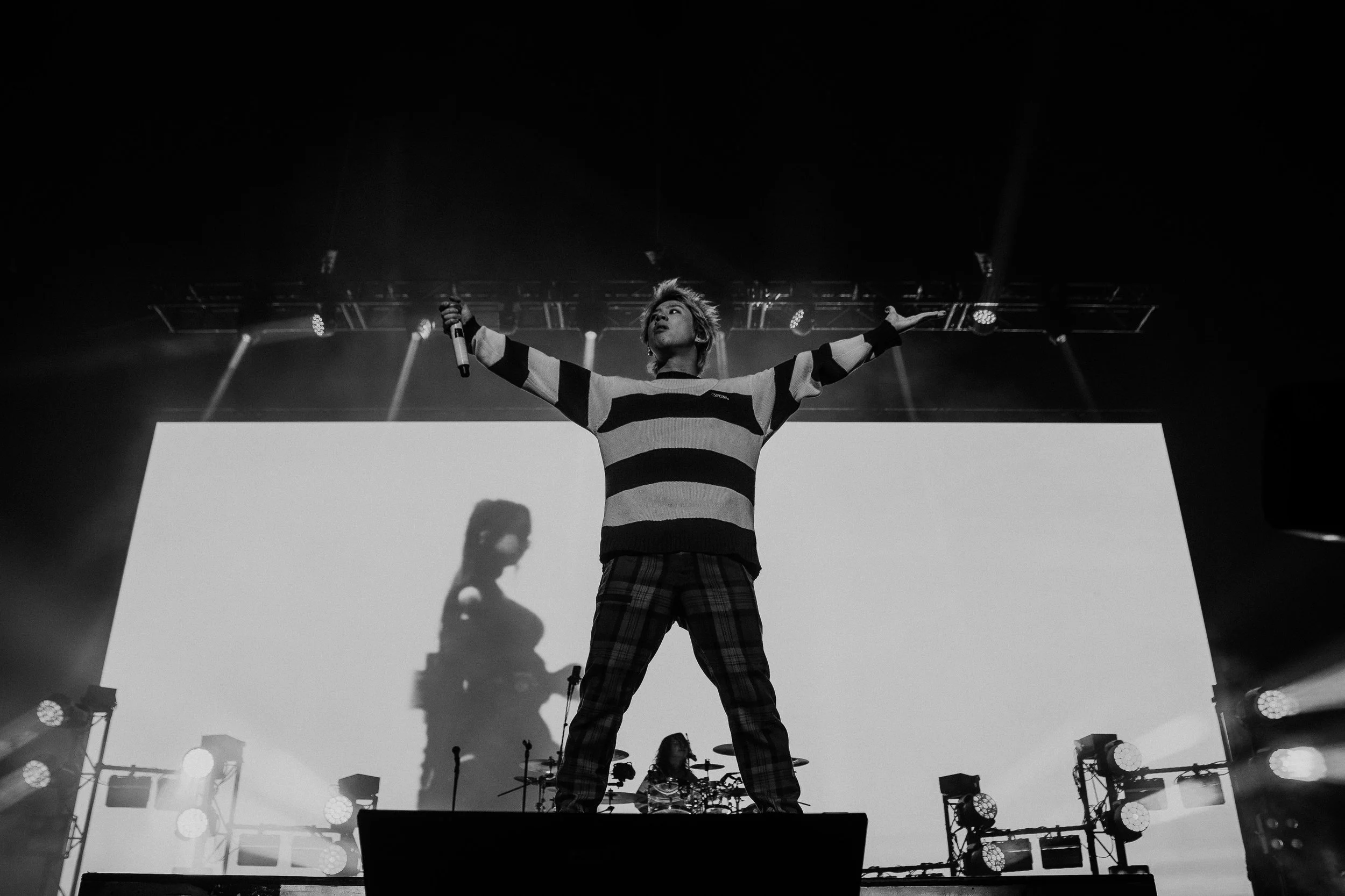 1. ONE OK ROCK-20.jpg