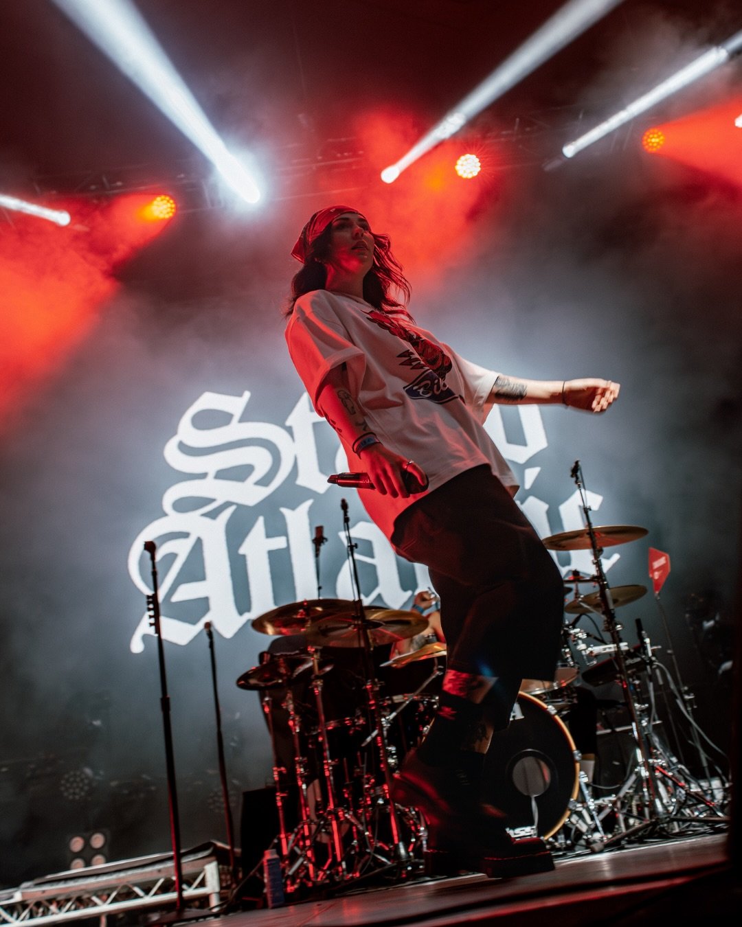 🚨STAND ATLANTIC @ MARGARET COURT ARENA🚨

Check out our full gallery of Stand Atlantic supporting ONE OK ROCK on our website👇

thealtjournal.com.au 🔗 

Thanks to @destroyalllines @dallasdoespr 

📸 @asukasukachen 
&bull;
&bull;
&bull;
#standatlant