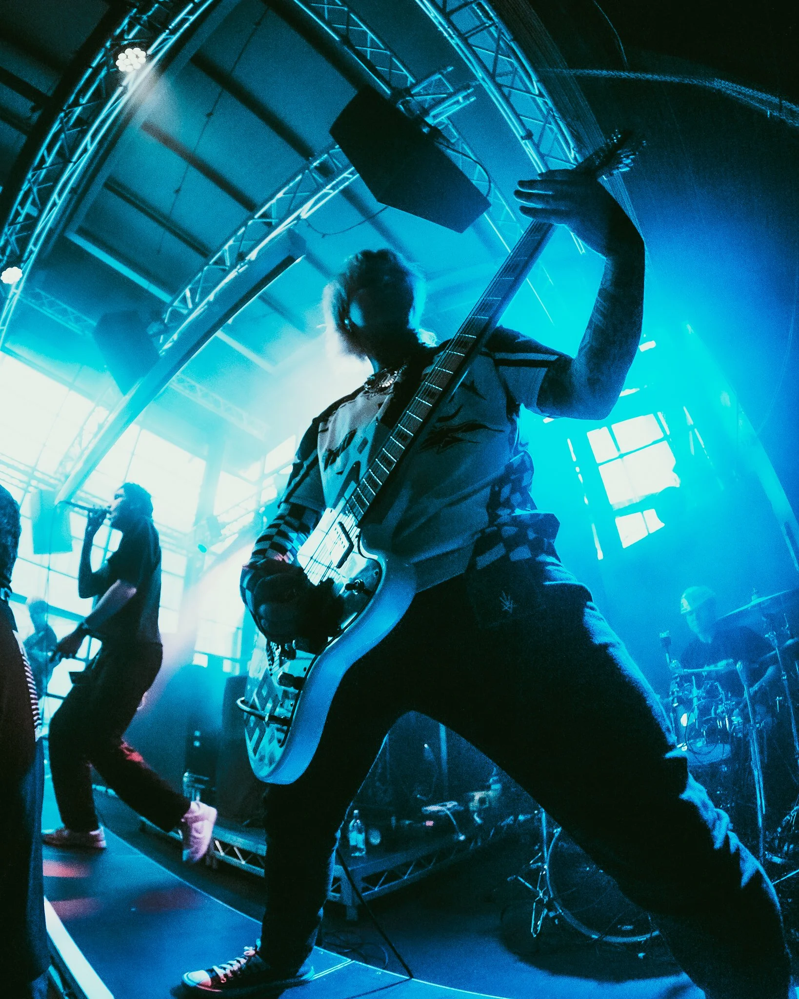 4. Headwreck-05.jpg