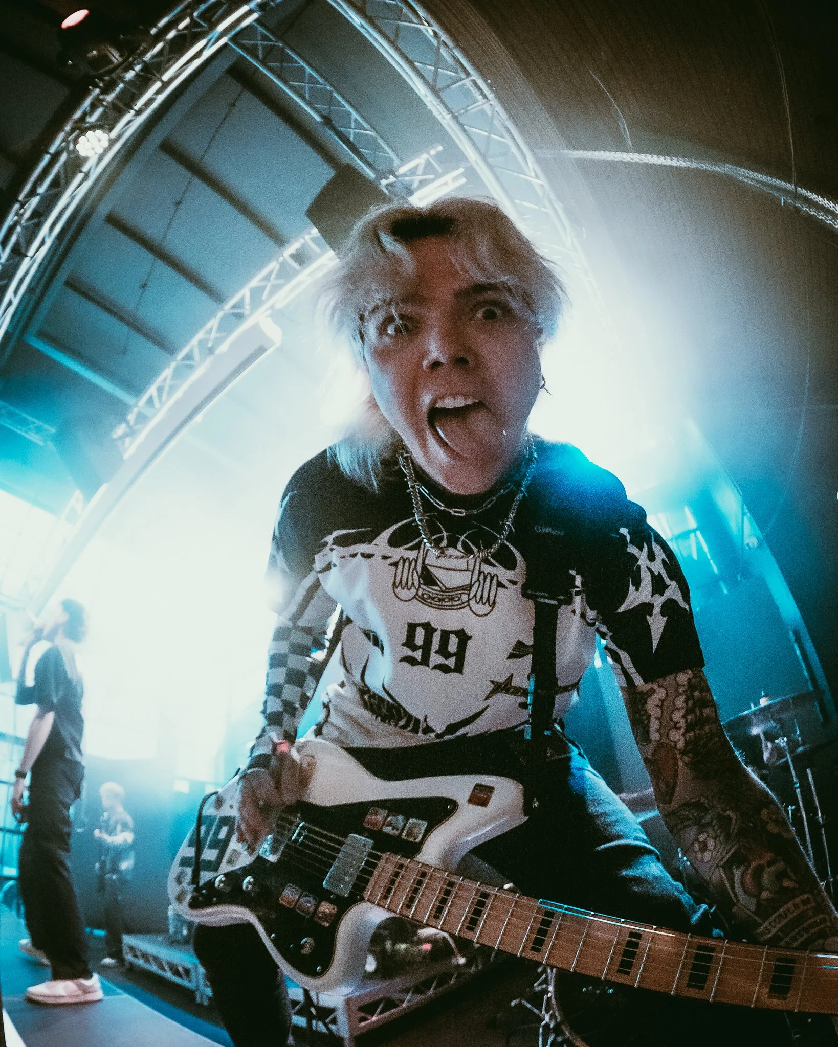 4. Headwreck-07.jpg
