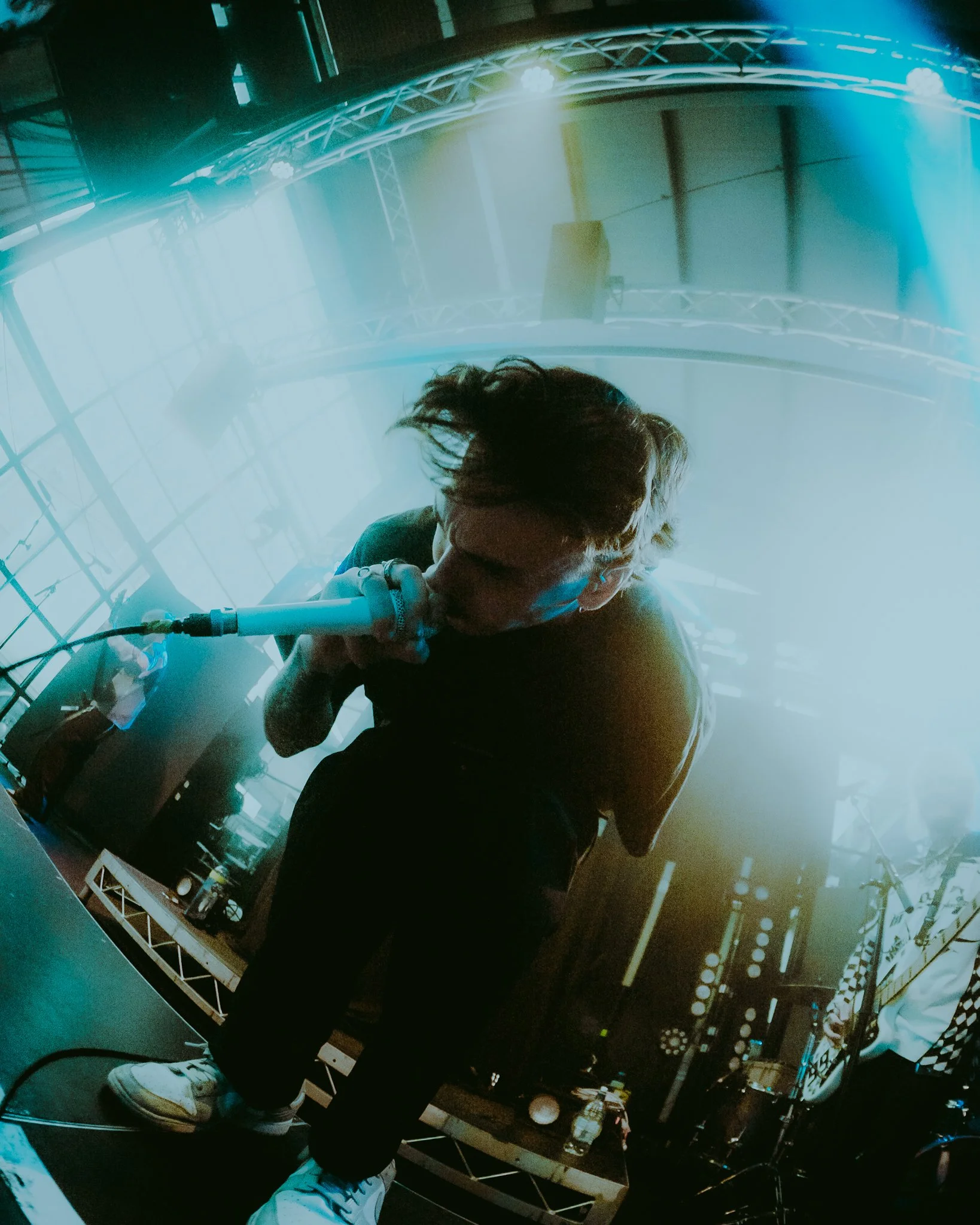 4. Headwreck-08.jpg