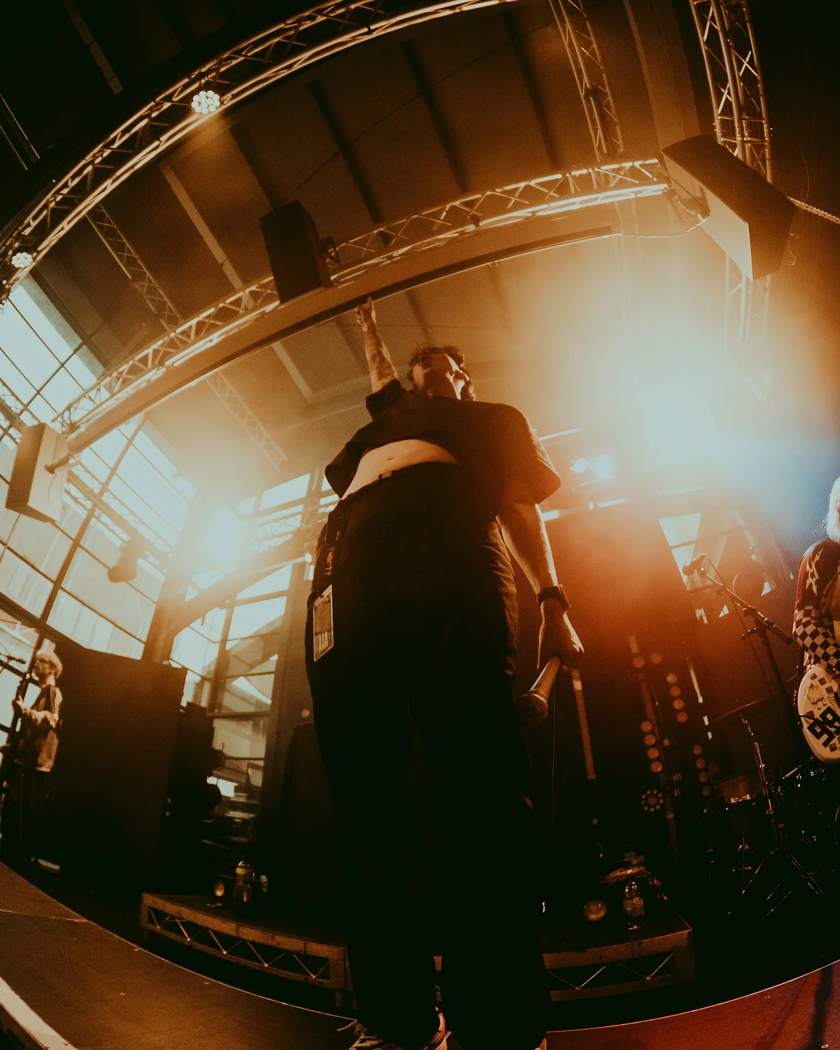 4. Headwreck-09.jpg