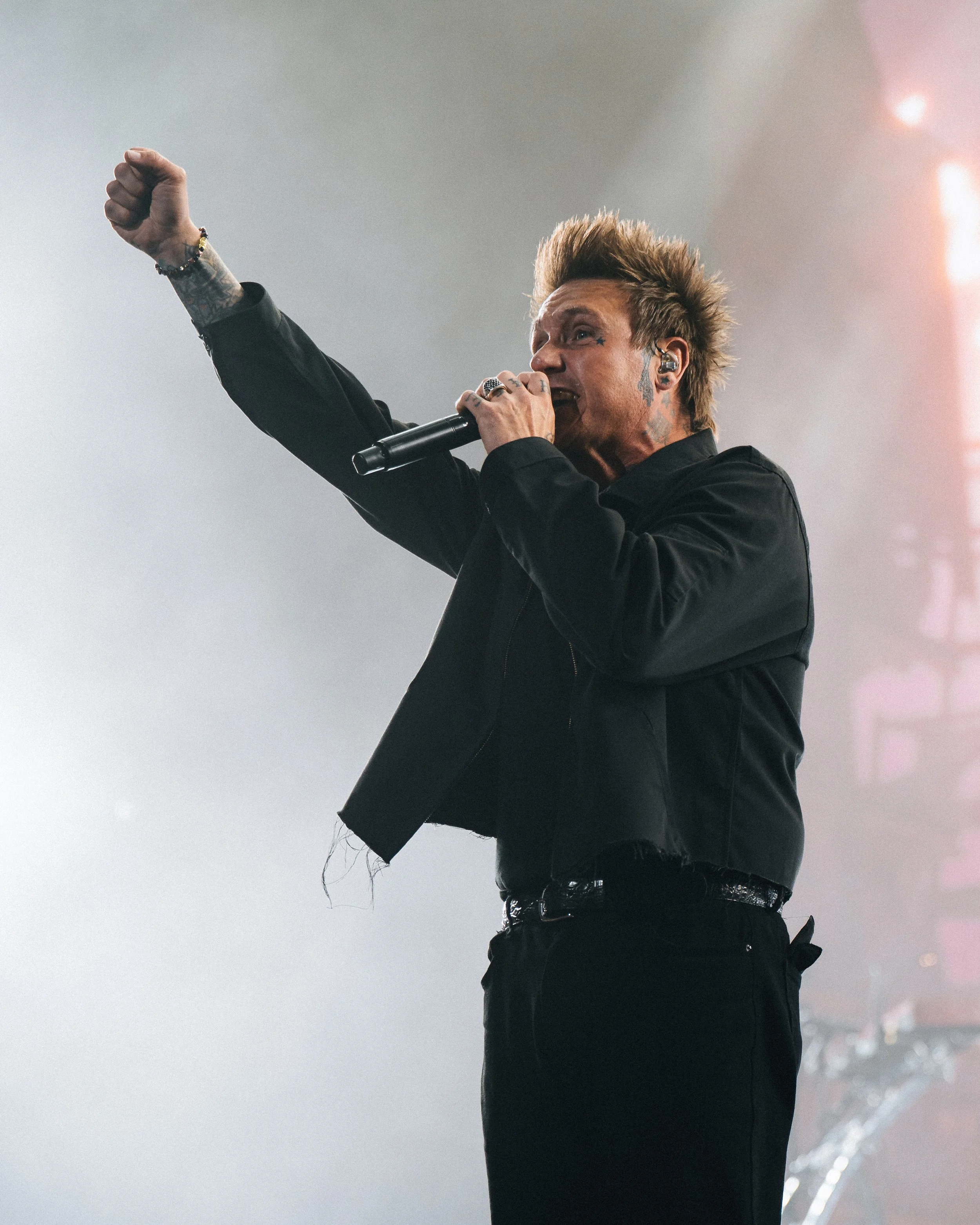 PAPA ROACH PHOTOS @DREWHMEDIA @ROD LAVER ARENA 8-4-26-9.jpg