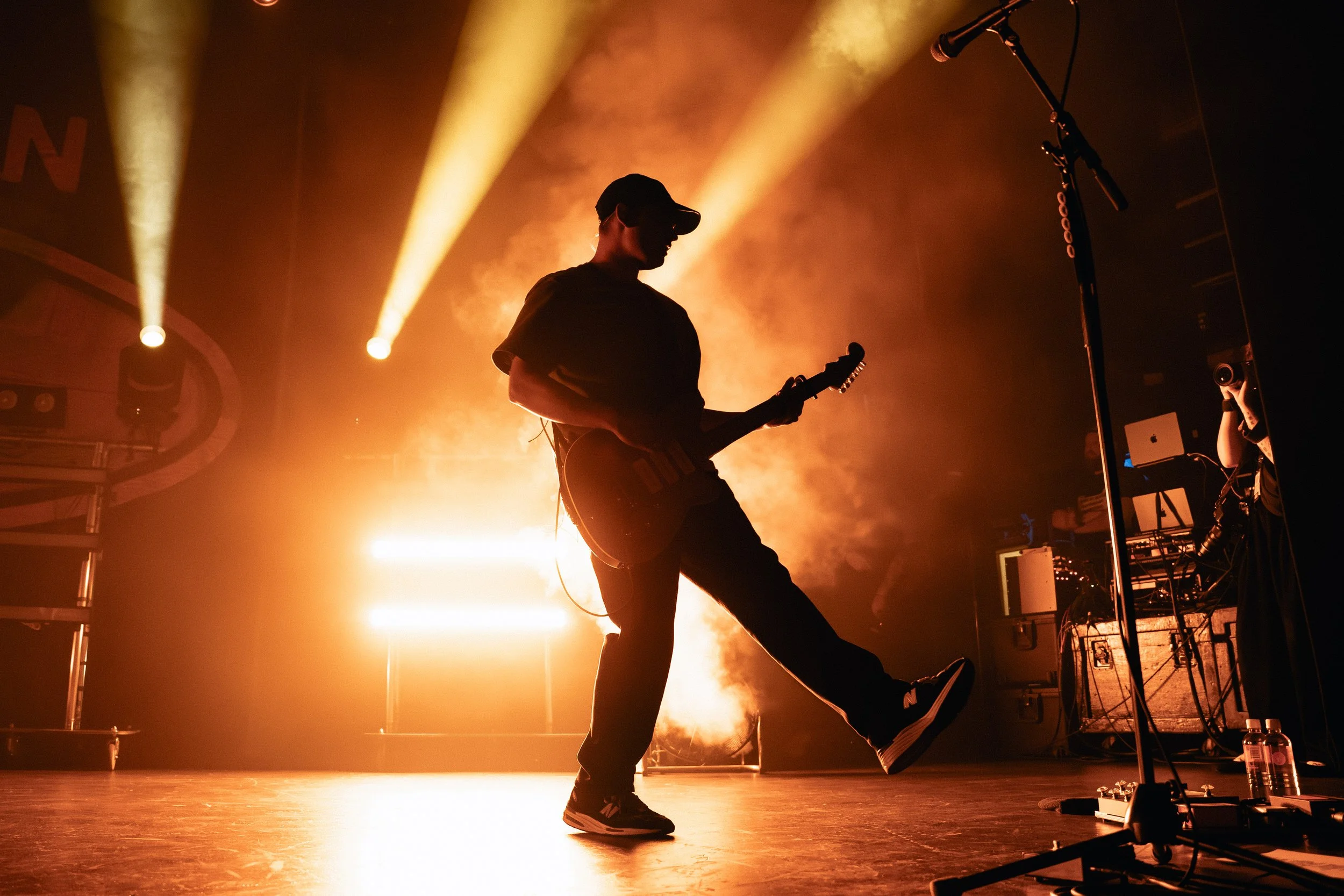 1. Hot Mulligan-13.jpg