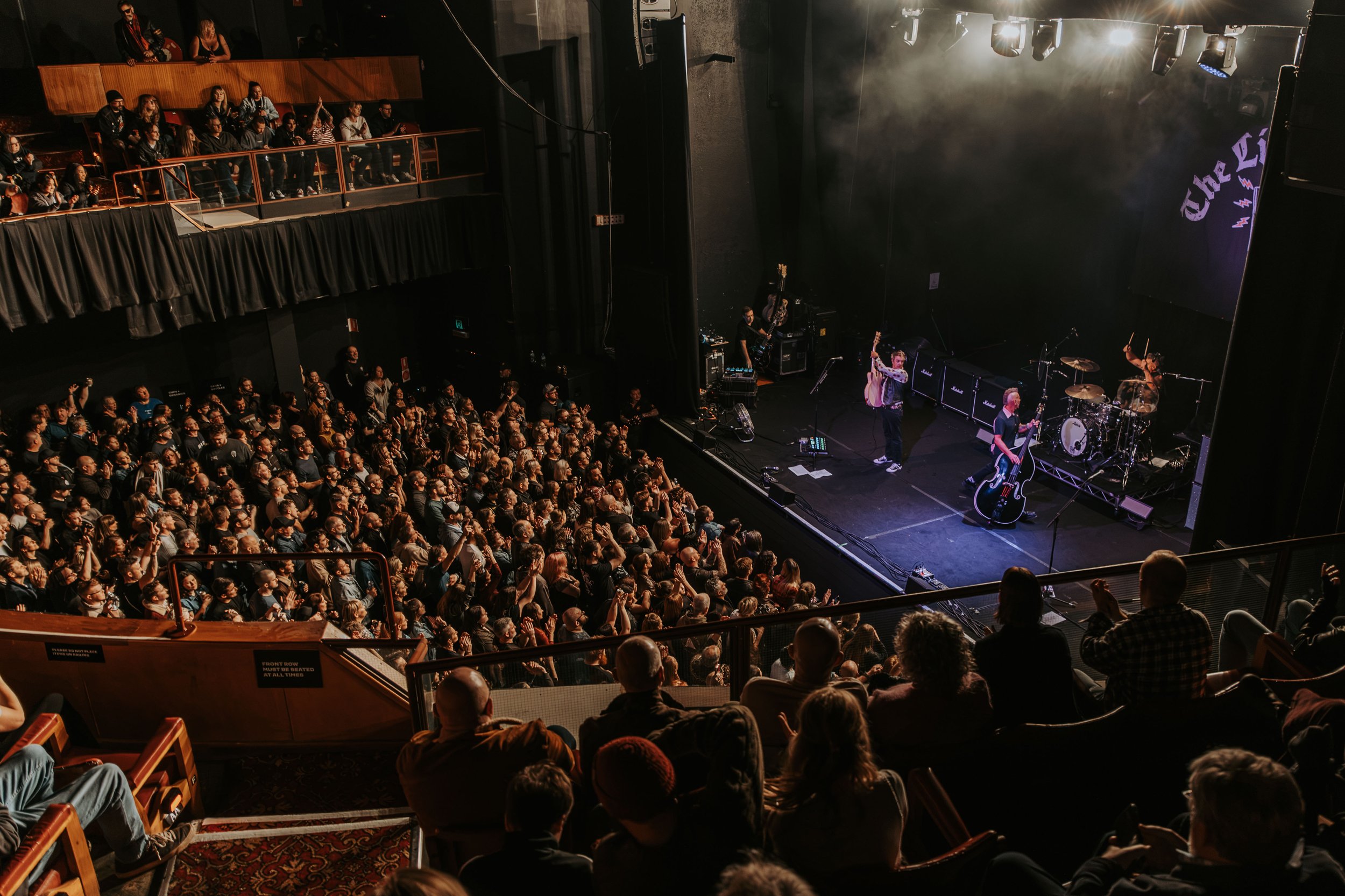 1.The Living End-36.jpg