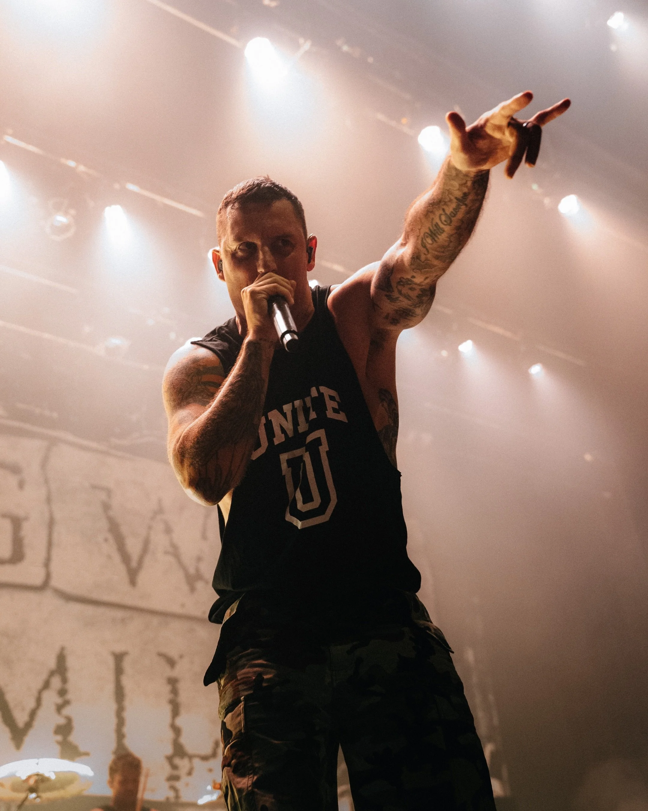 🚨PARKWAY DRIVE LIVE IN MELBOURNE🚨PERFORMING KILLING WITH A SMILE IN FULL
@parkwaydriveofficial 

Full Gallery + Review 🔜 on thealtjournal.com.au 🔗
Thanks to @livenationaustralia @rpm_pr 
📸 @drewhmedia 

#parkwaydrive #pwd #parkwaydriveofficial
