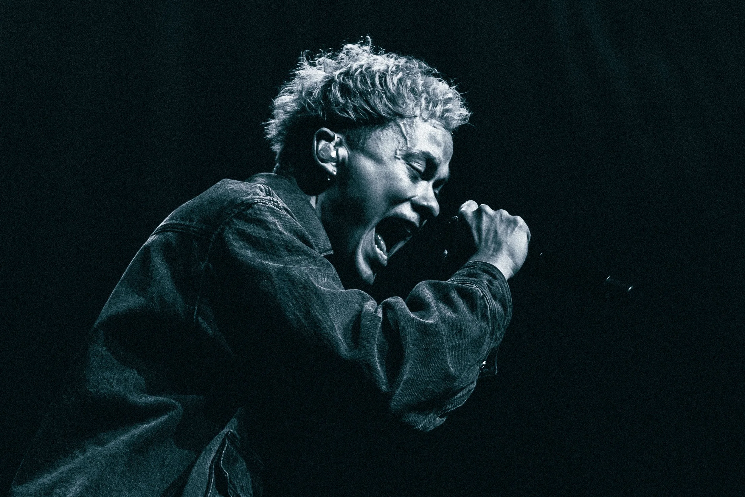 2. Coldrain-19.jpg