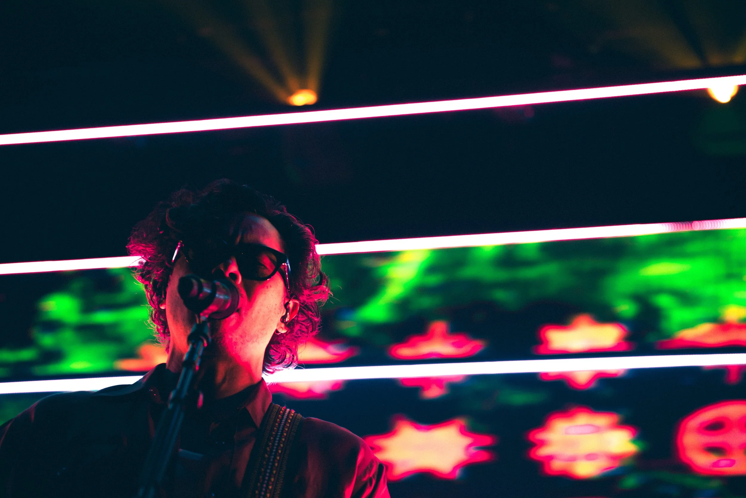 THE TEMPER TRAP_THE FORUM_202610910-3.jpg