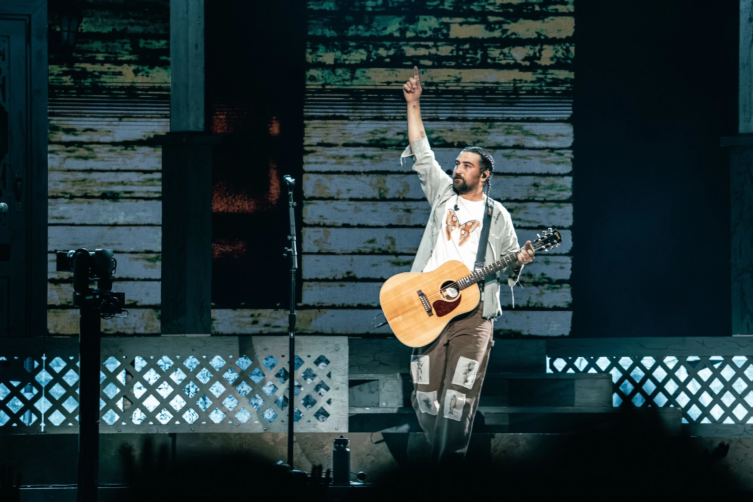 Noah Kahan @ Rod Laver Arena-22.jpg
