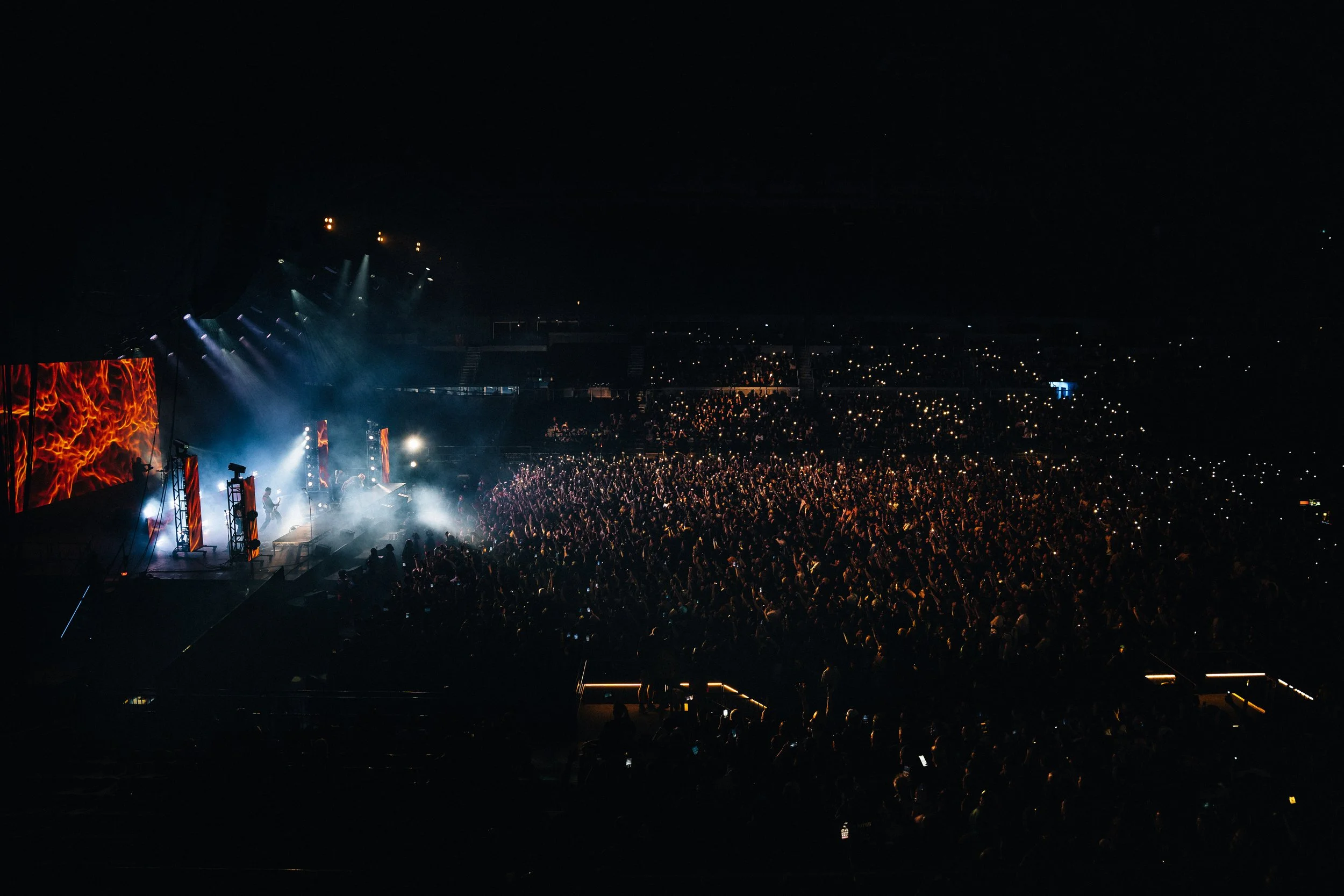 LORNA SHORE-16.jpg