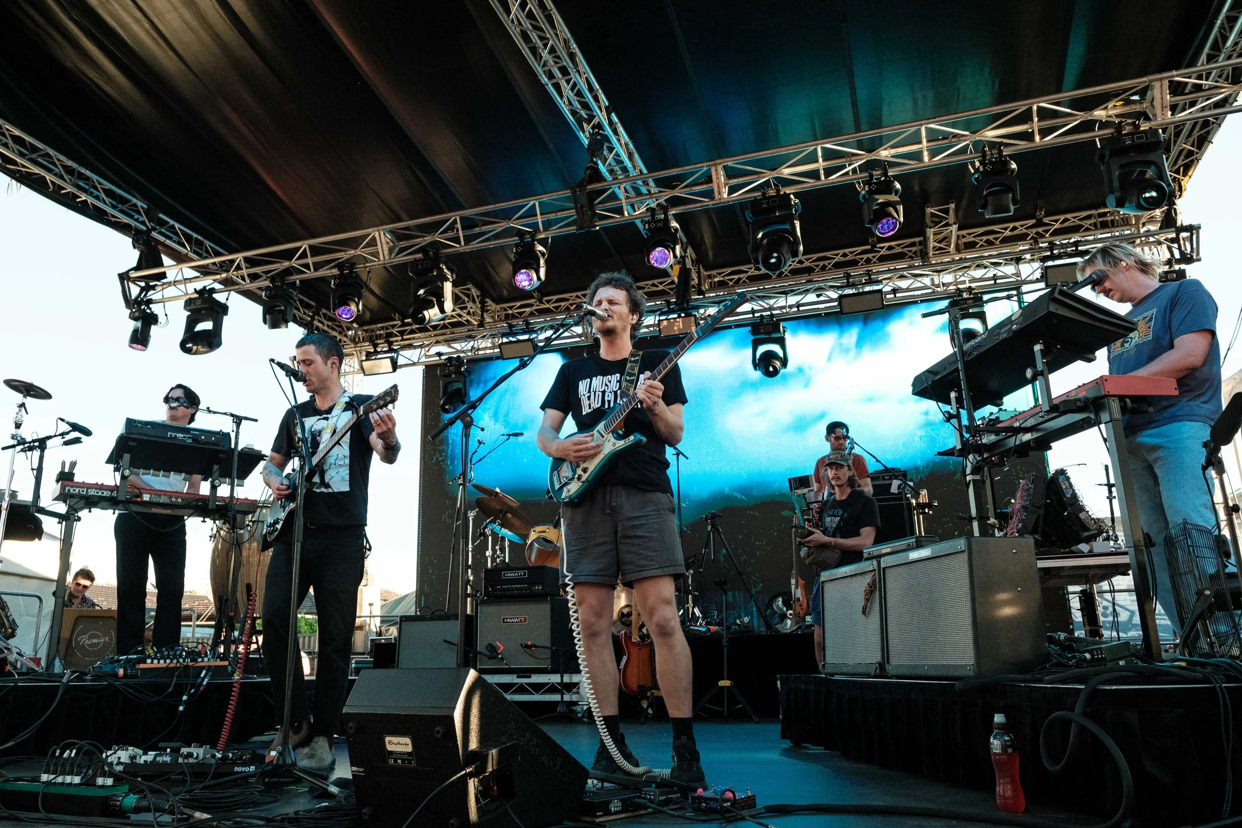 King Gizzard-6.jpg