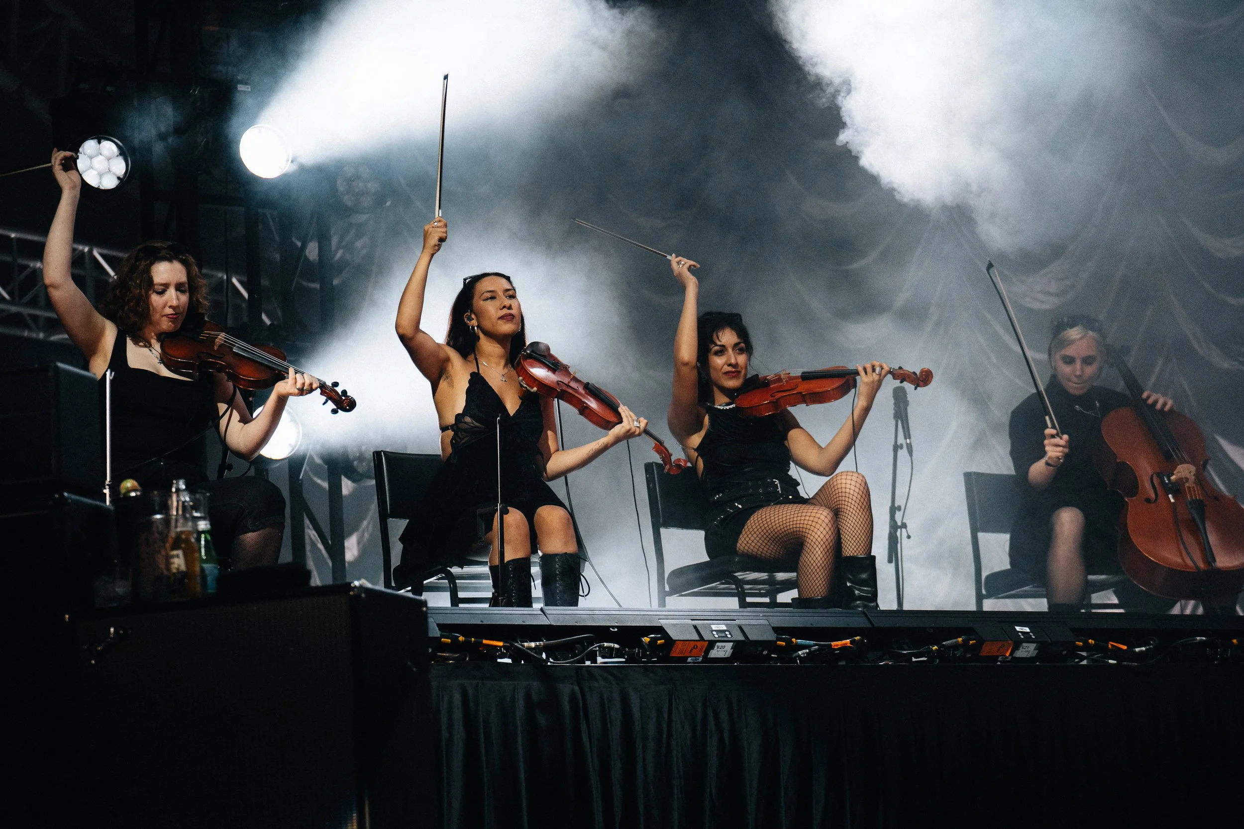 YUNGBLUD @ MELBOURNE 13-1-26 @DREWHILLMEDIA-8.jpg