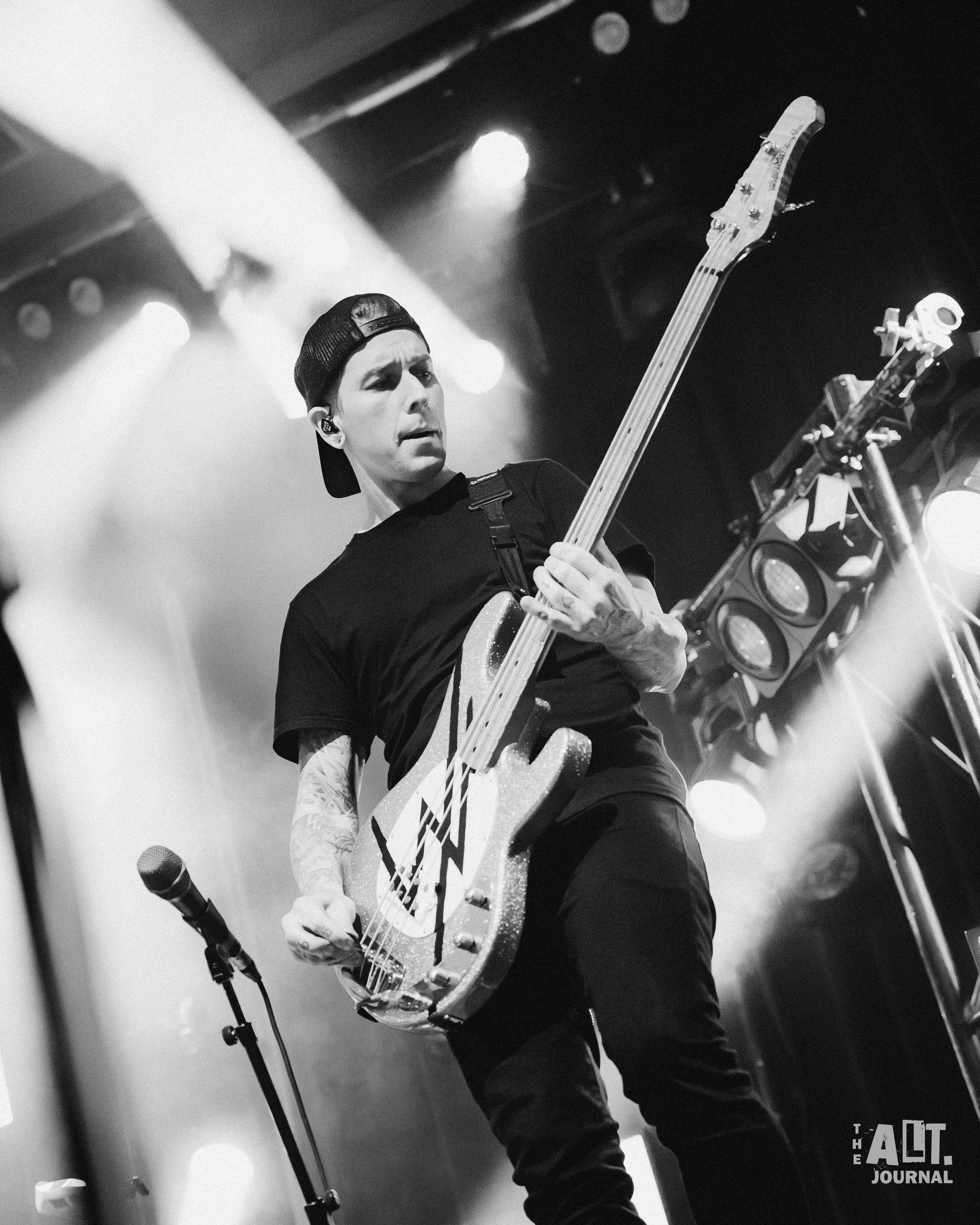 1. Sleeping With Sirens-5.jpg