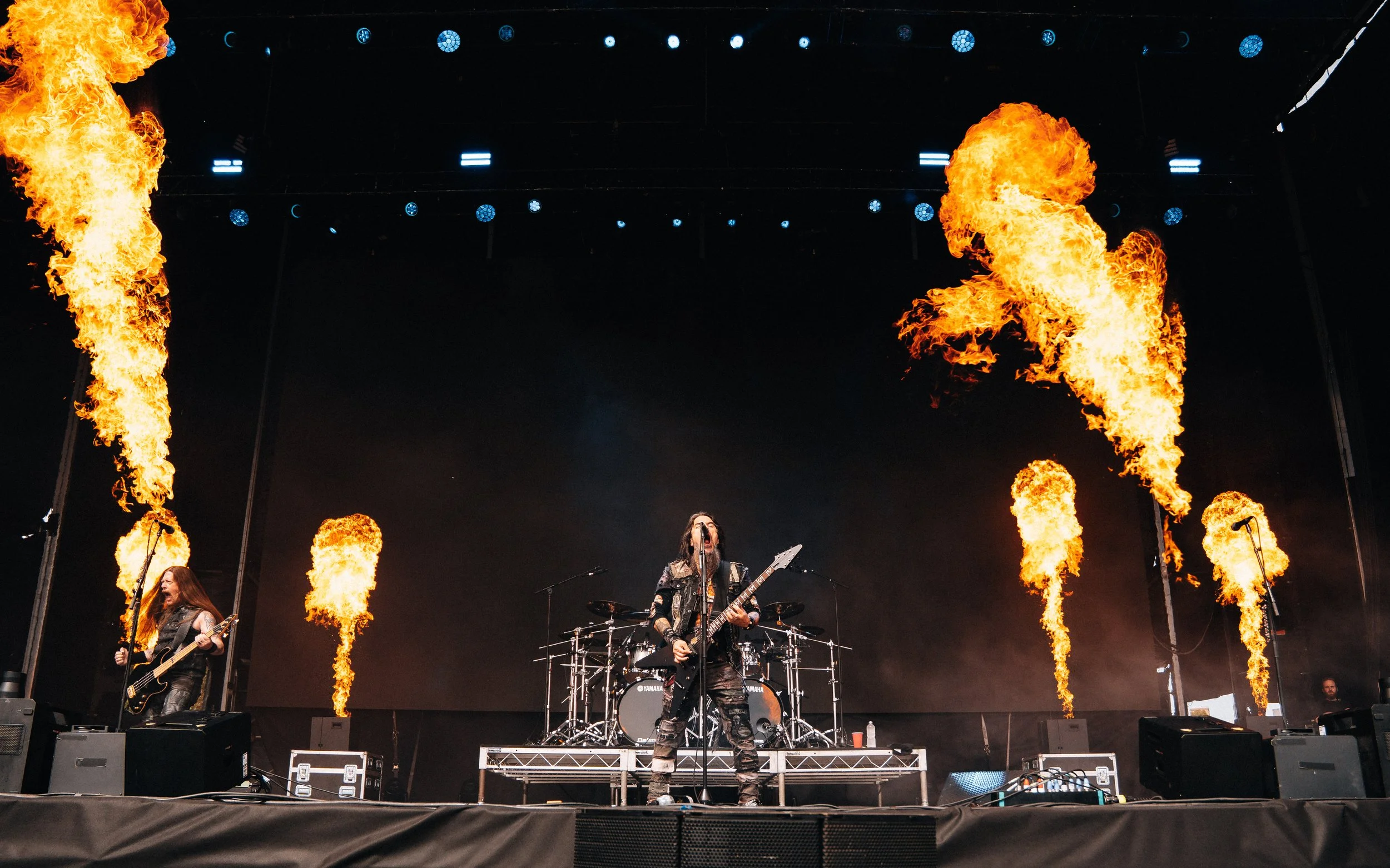 MACHINE HEAD POST.jpg