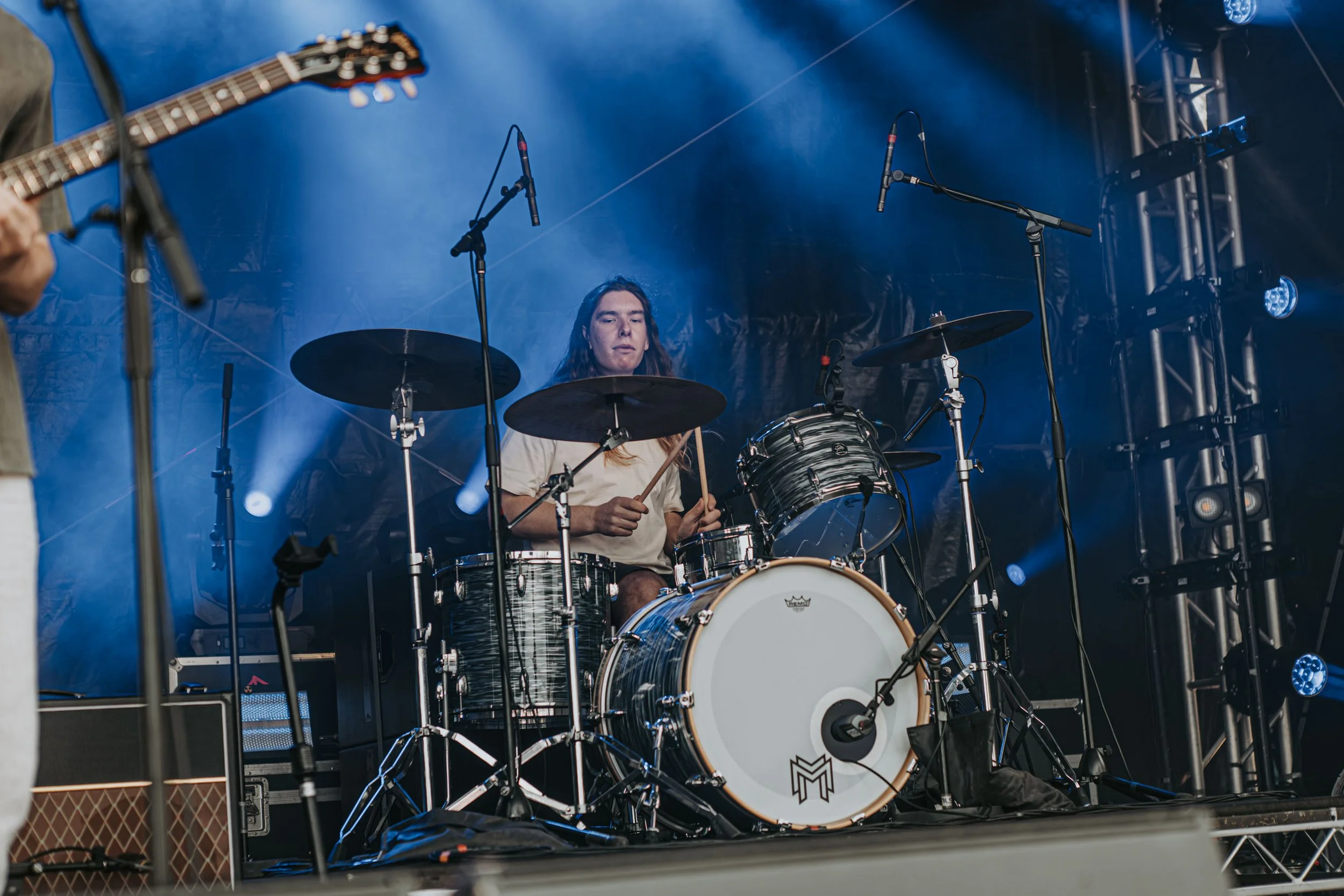 11.Frogs In Suits-3.jpg