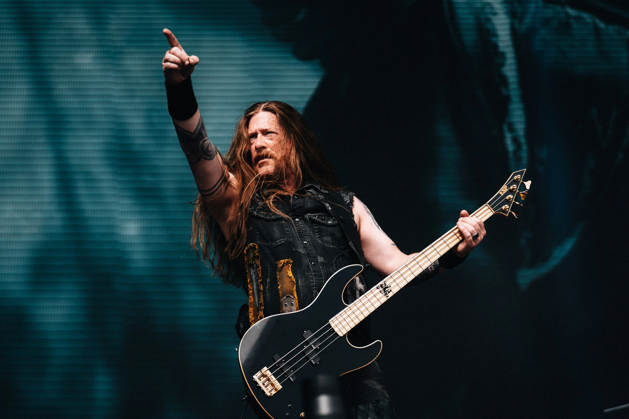 MACHINE HEAD POST-9.jpg