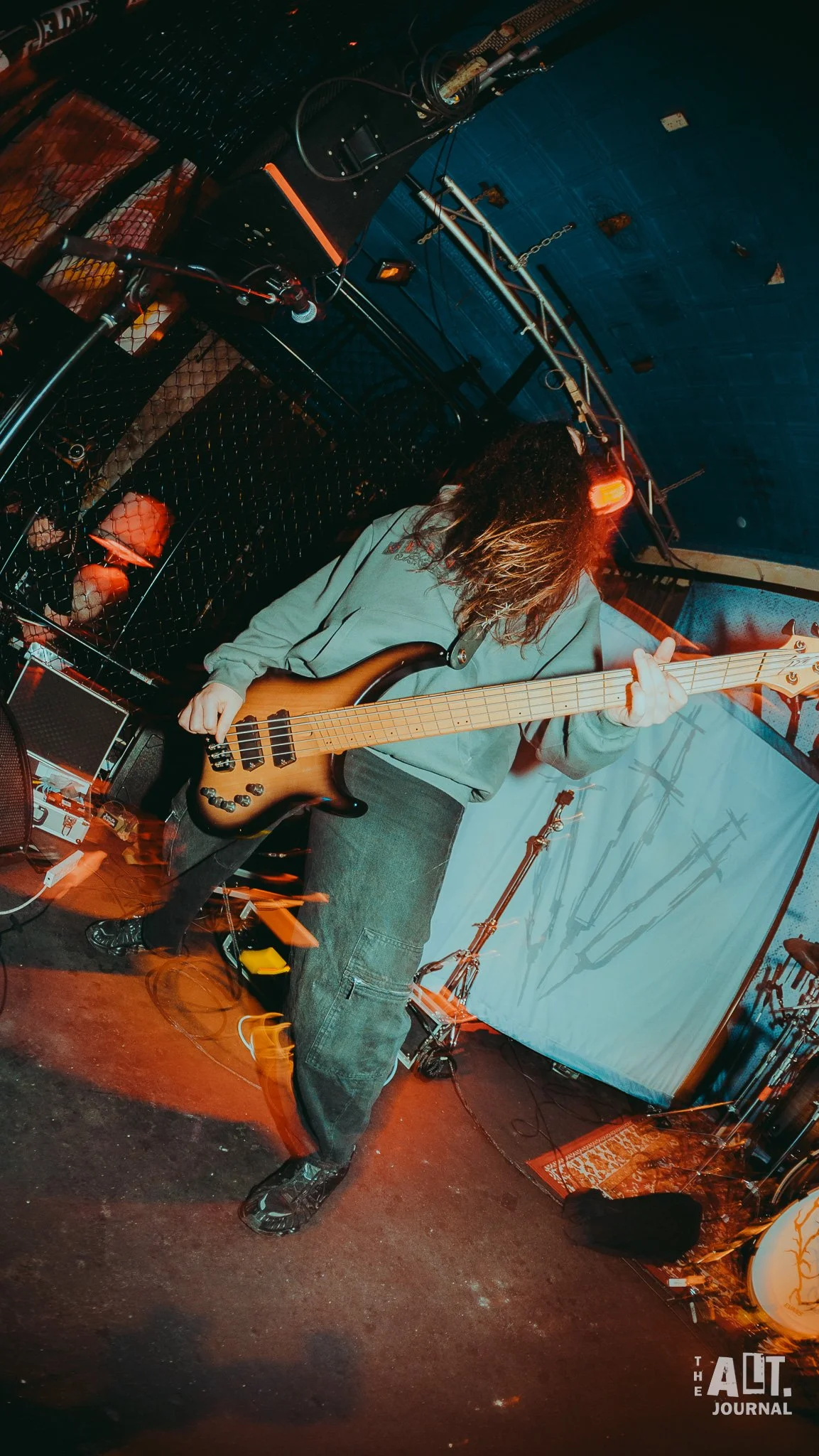 3. Outsider-04.jpg