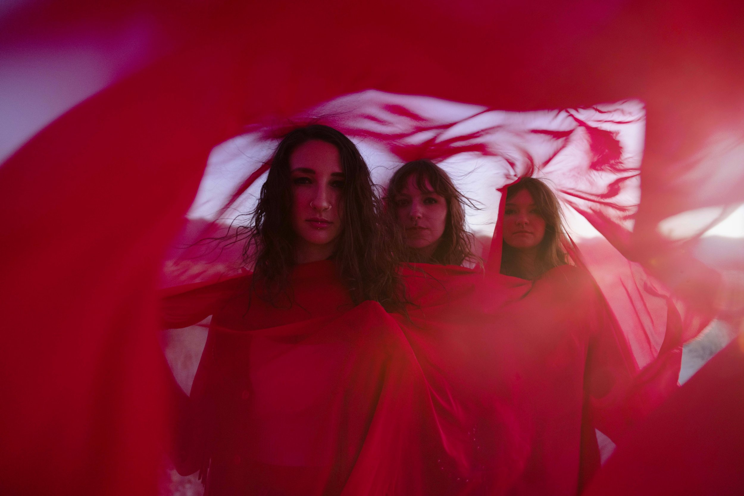 BLACKWATER HOLYLIGHT RELEASE NEW TRACK ‘HEAVY, WHY?’