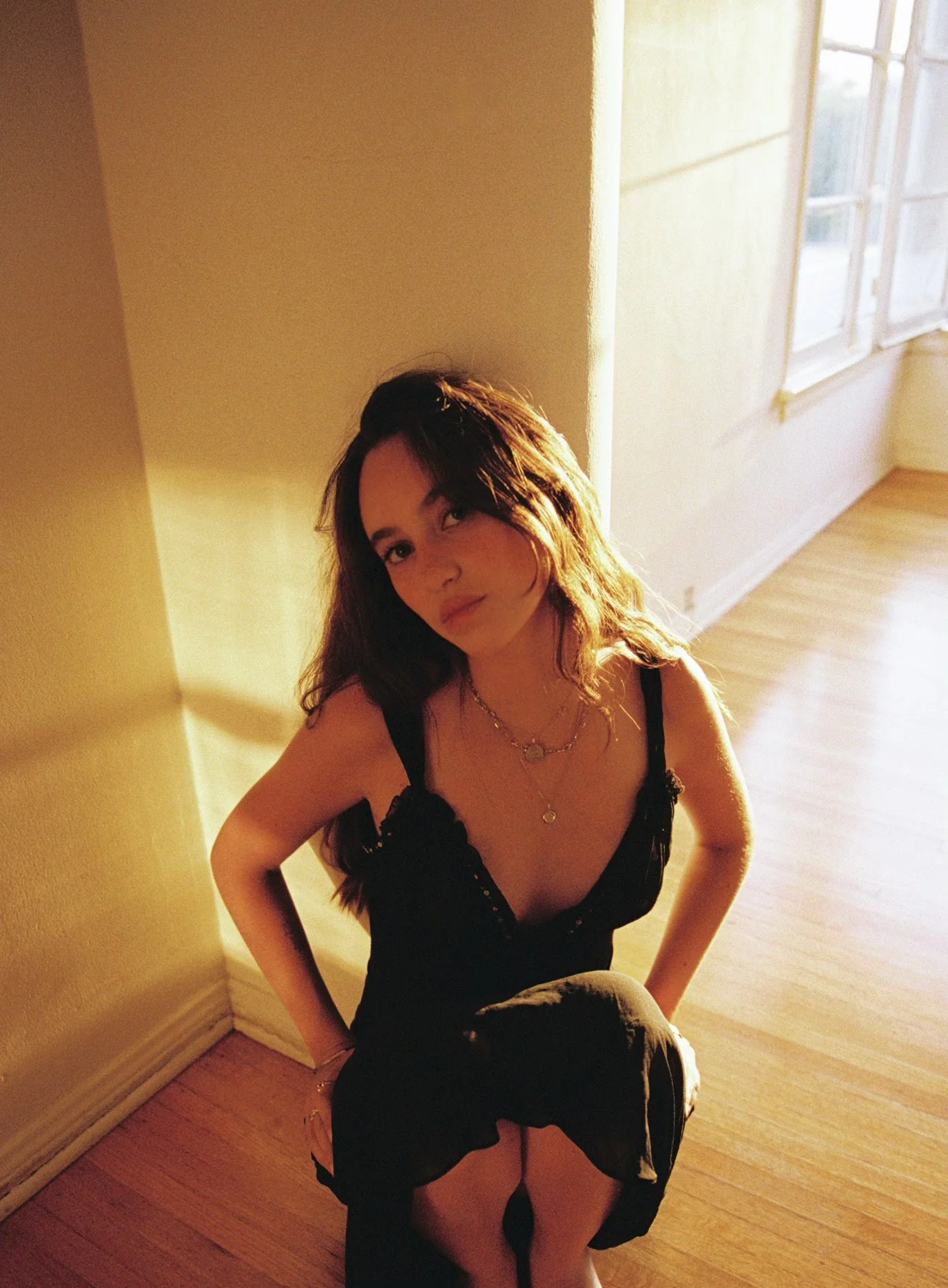 CLARA LE BOUAR RELEASES NEW TRACK ‘SILVER’
