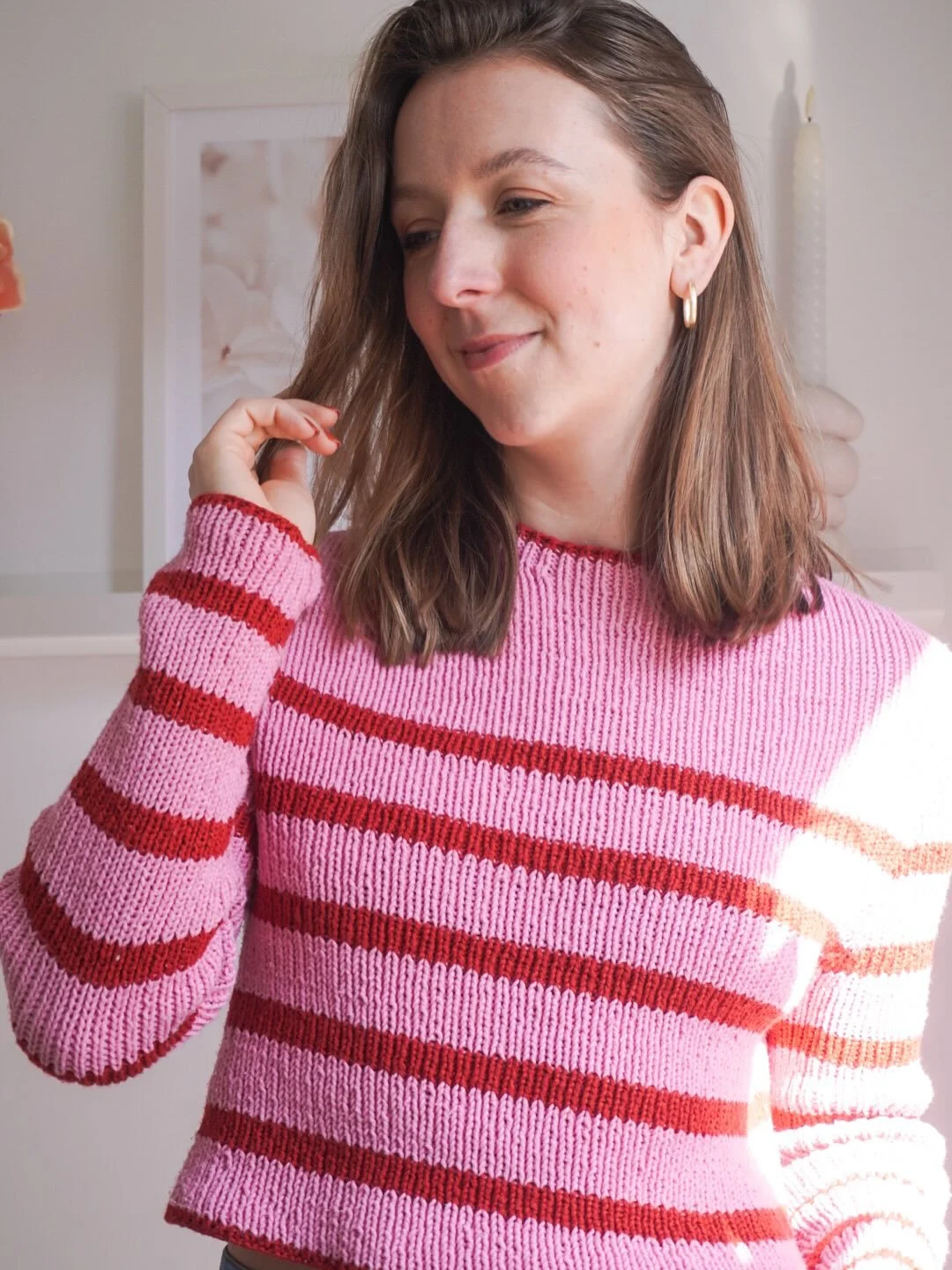 Hach herrlich! ☀️ Bei dem Wetter habe ich direkt wieder Lust auf fr&uuml;hlingshafte Strickprojekte und bunte Farben! 🩷❤️🧡 
Wie ist das bei euch? Habt ihr noch winterliche Projekte auf den Nadeln oder schlagt ihr auch schon fFr&uuml;hlingsprojekte 