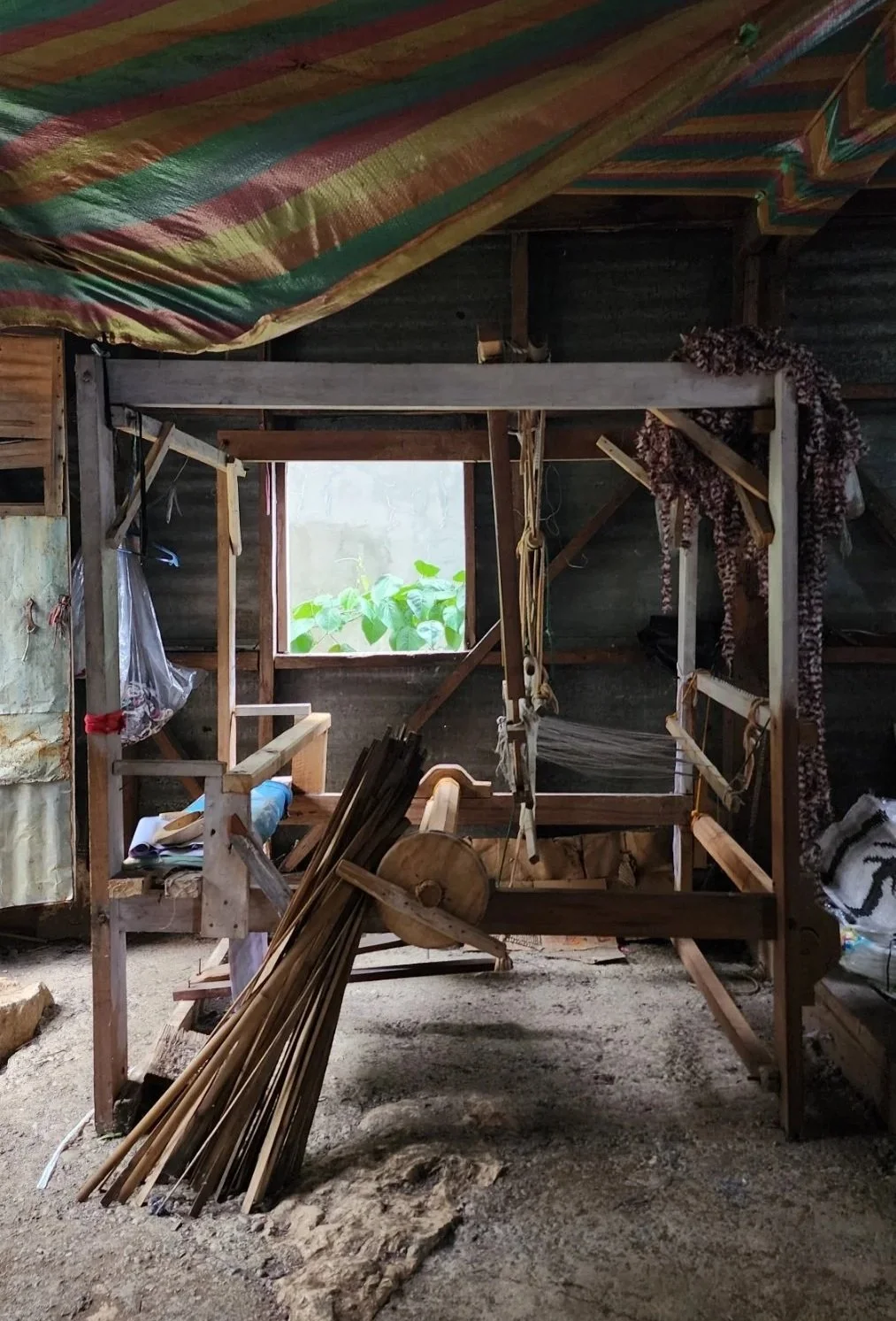 ART WEAVE: Woven Atmospheres