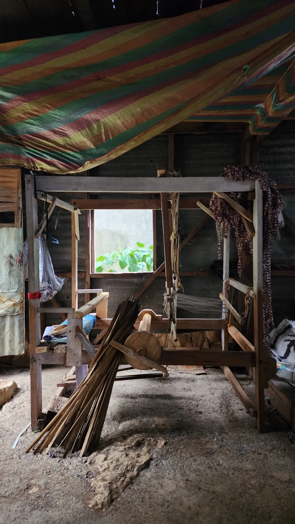 Scenes from the workshop in Baguio. Images courtesy of Art Weave.