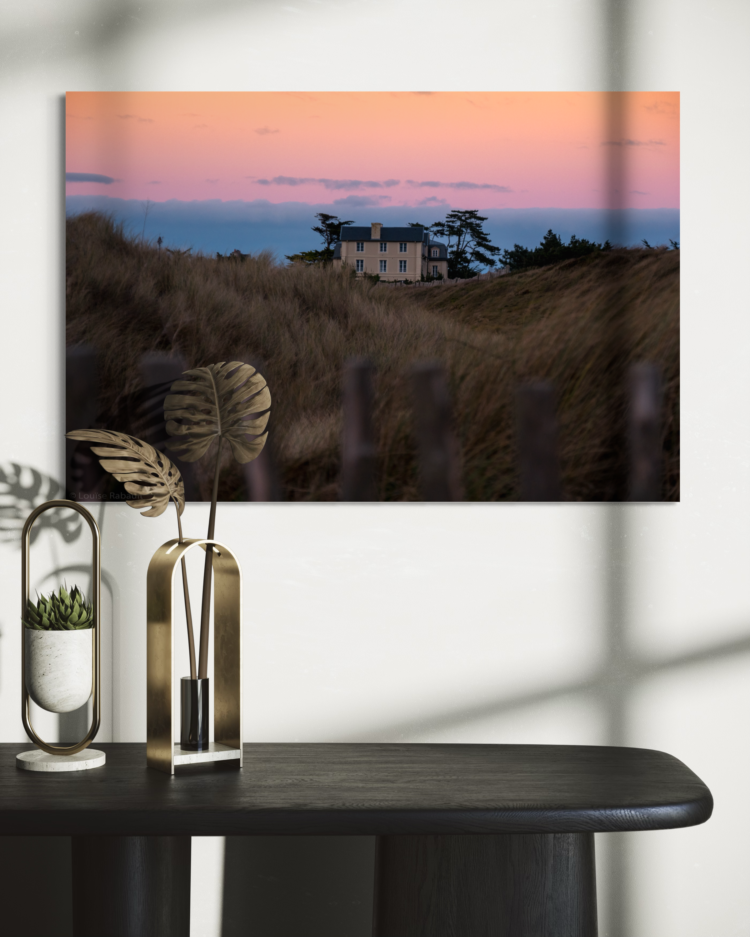 · Sunset house · - Louïse, in the moment