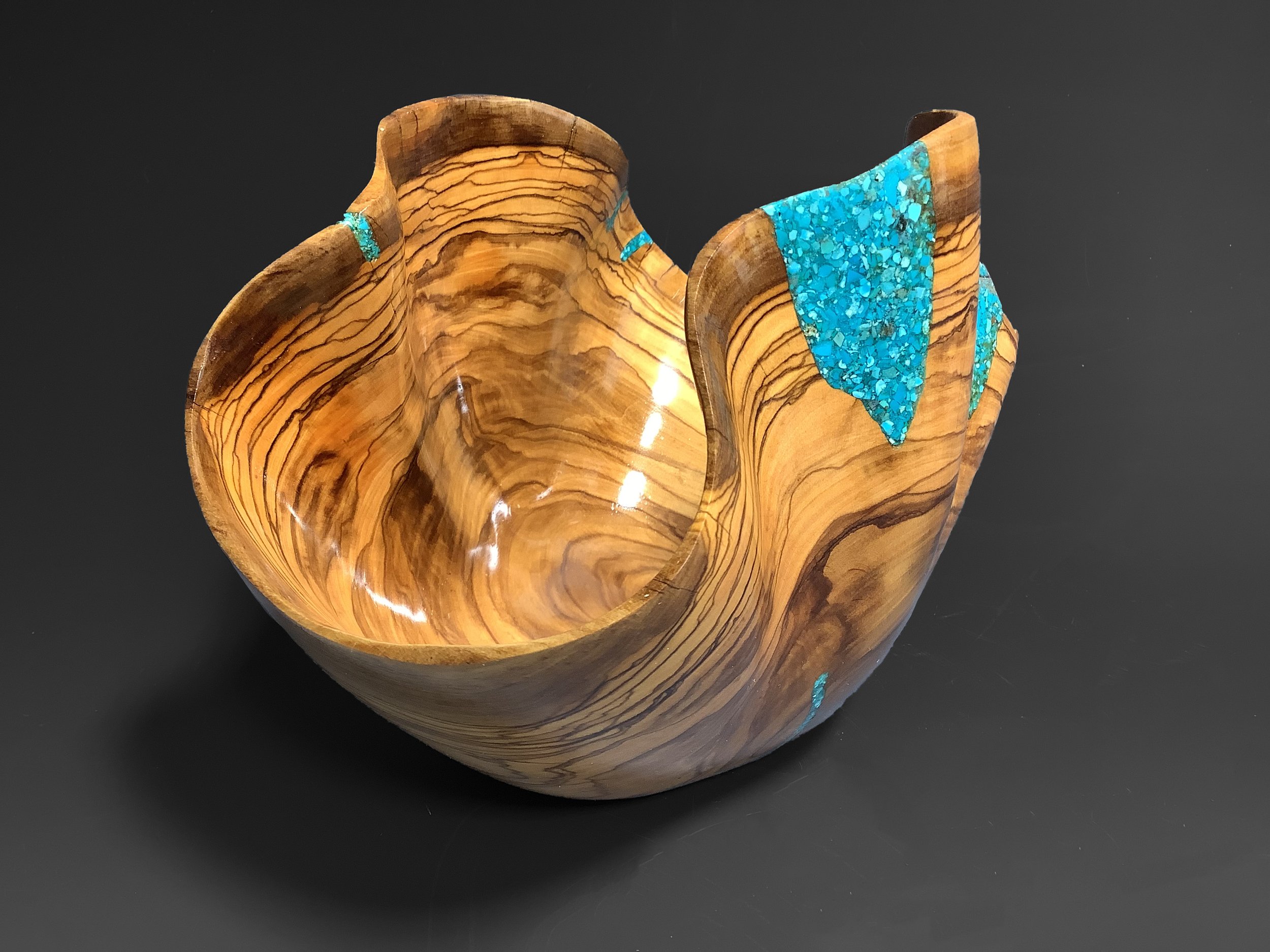 Olive wavy with turquoise side.jpeg