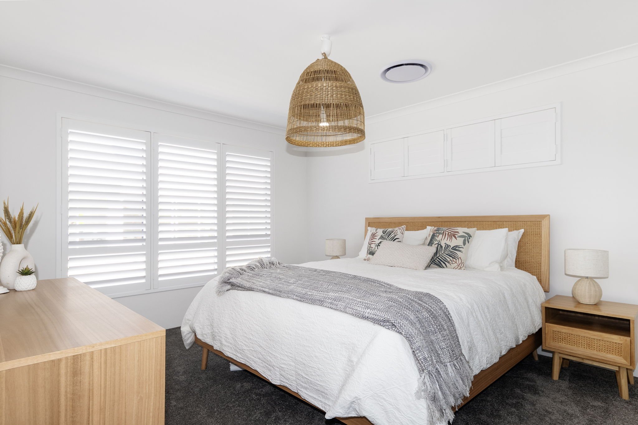 18-web-or-mls-36-hayling-wy.jpg