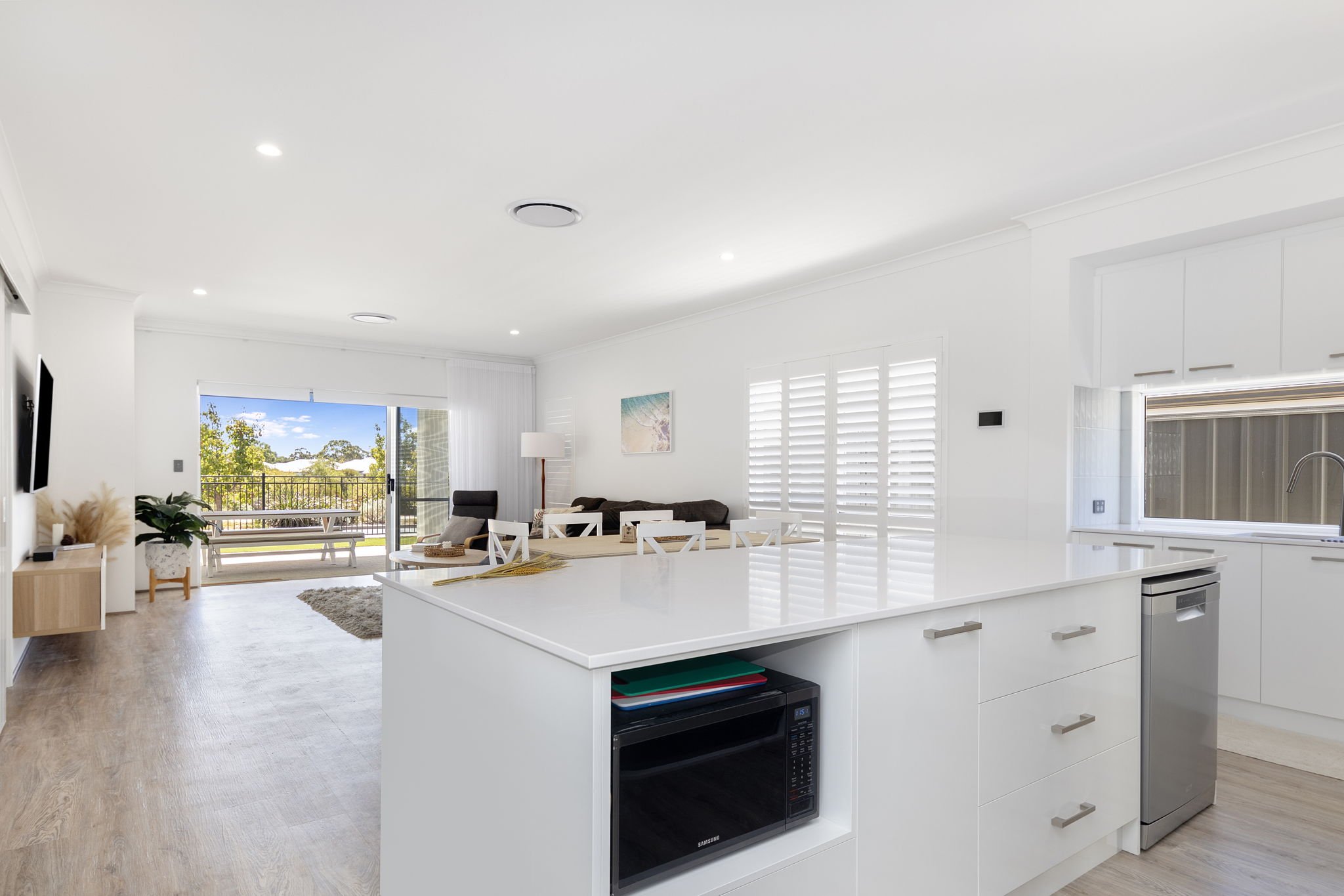 11-web-or-mls-36-hayling-wy.jpg