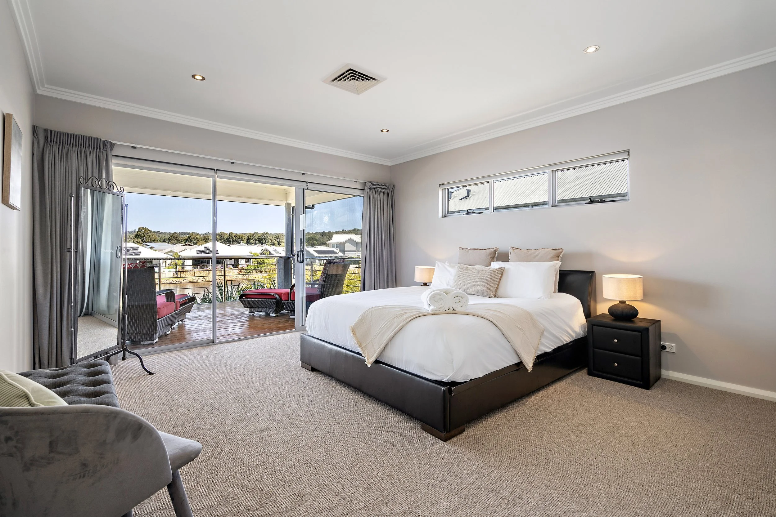 15 Long Island Quays Hi-Res 18.jpg