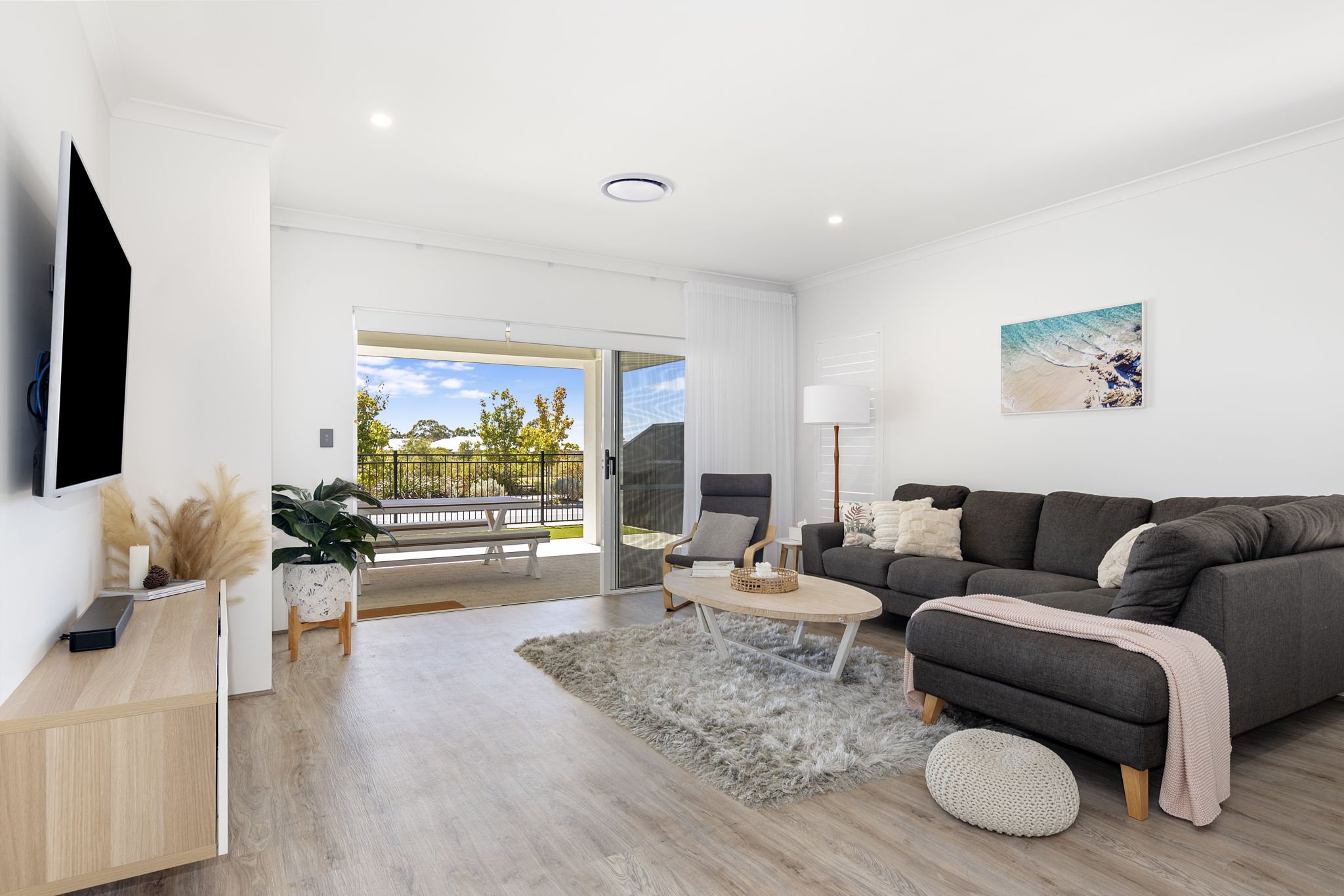 8-web-or-mls-36-hayling-wy.jpg