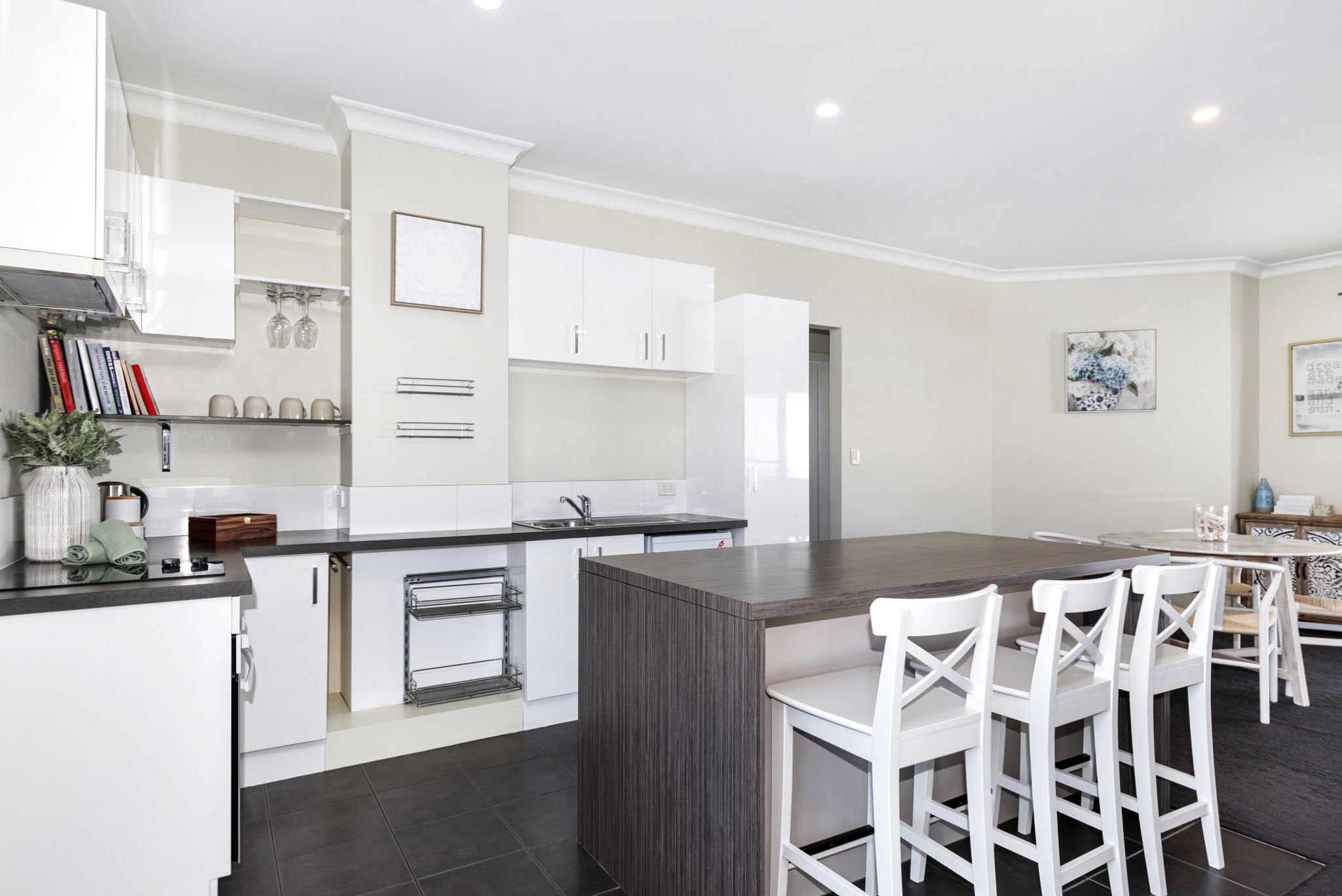 28-web-or-mls-90-layman-rd.jpg