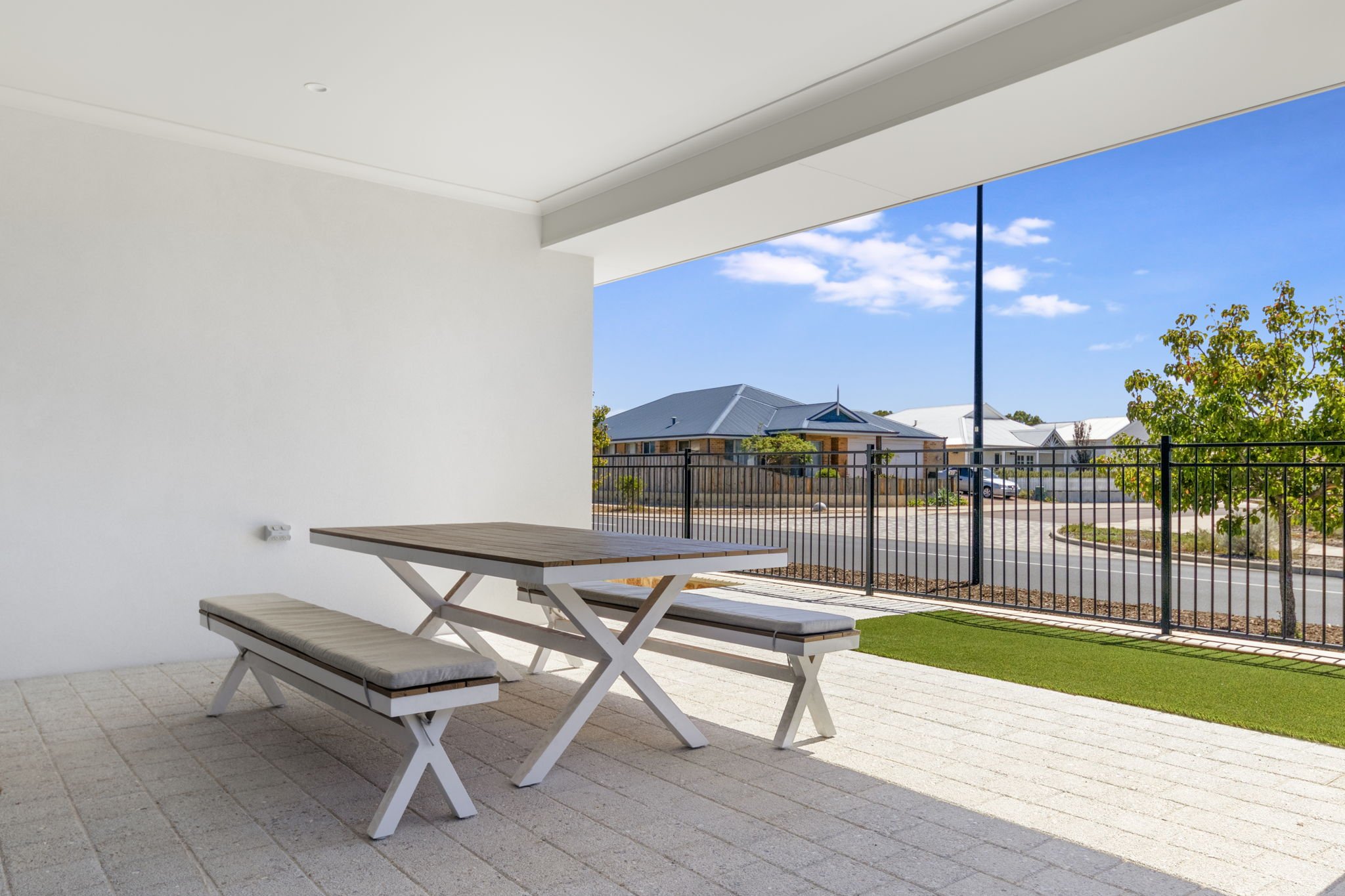 30-web-or-mls-36-hayling-wy.jpg