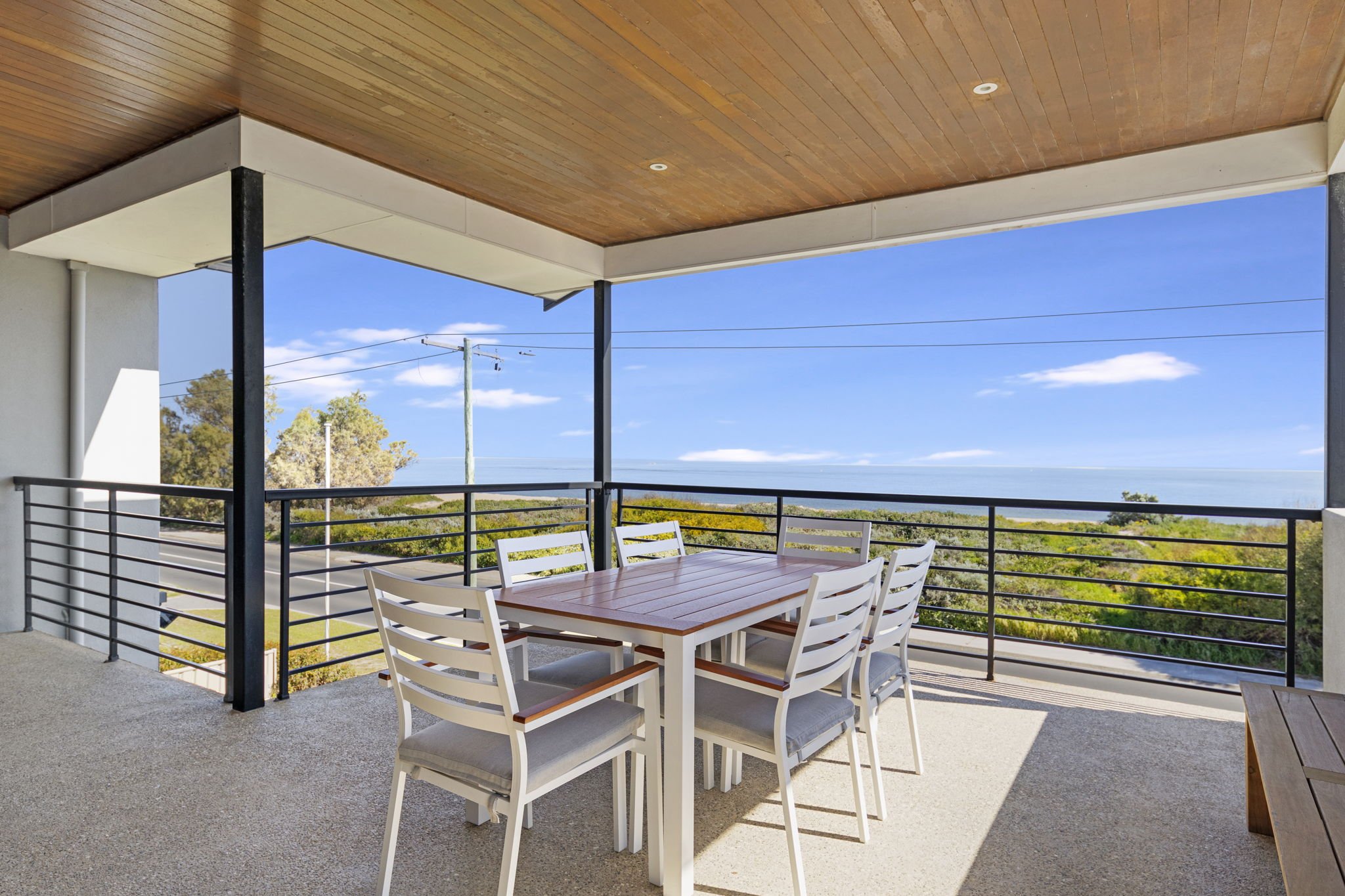 8-web-or-mls-90-layman-rd.jpg