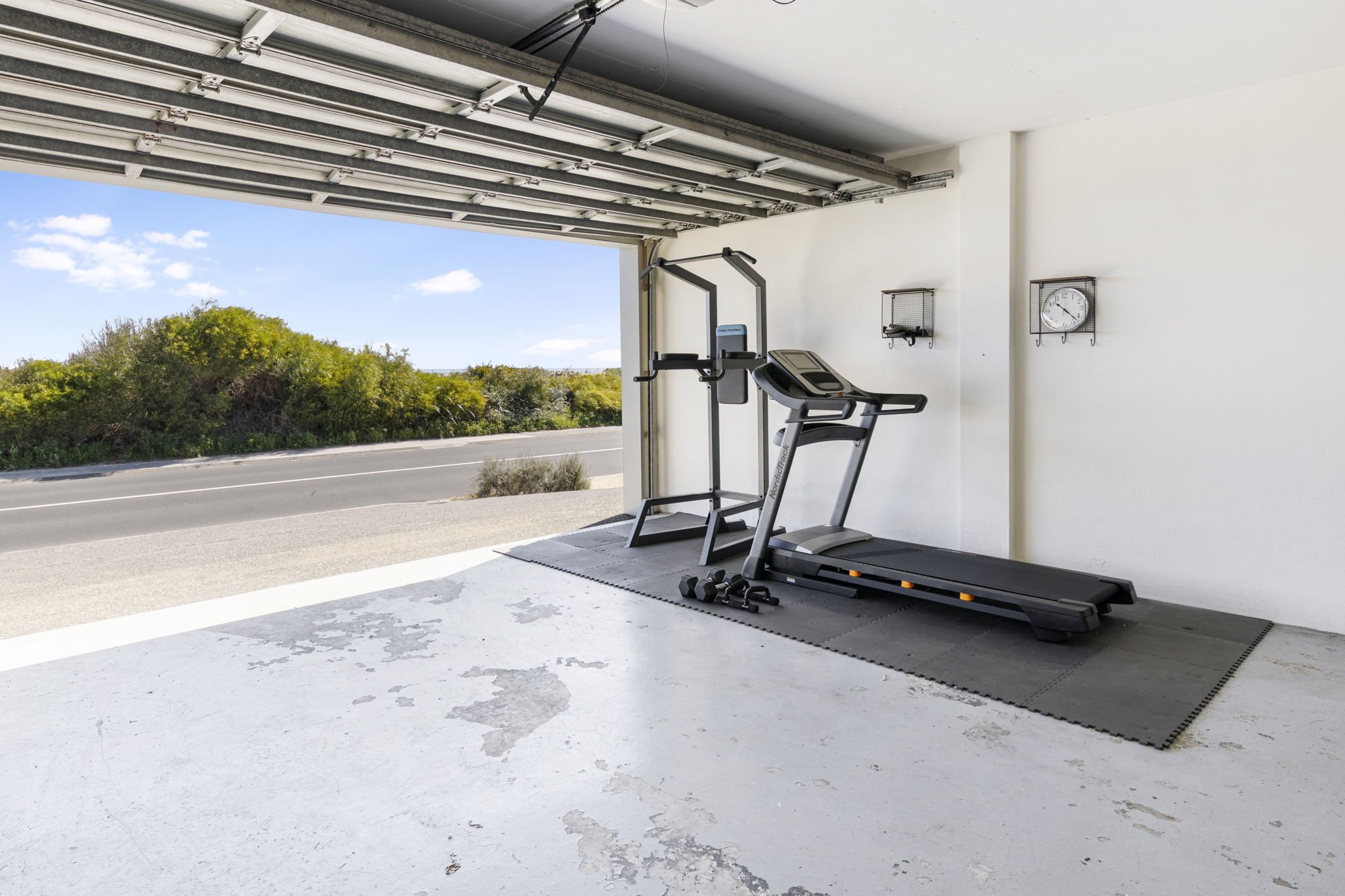 15-web-or-mls-90-layman-rd.jpg
