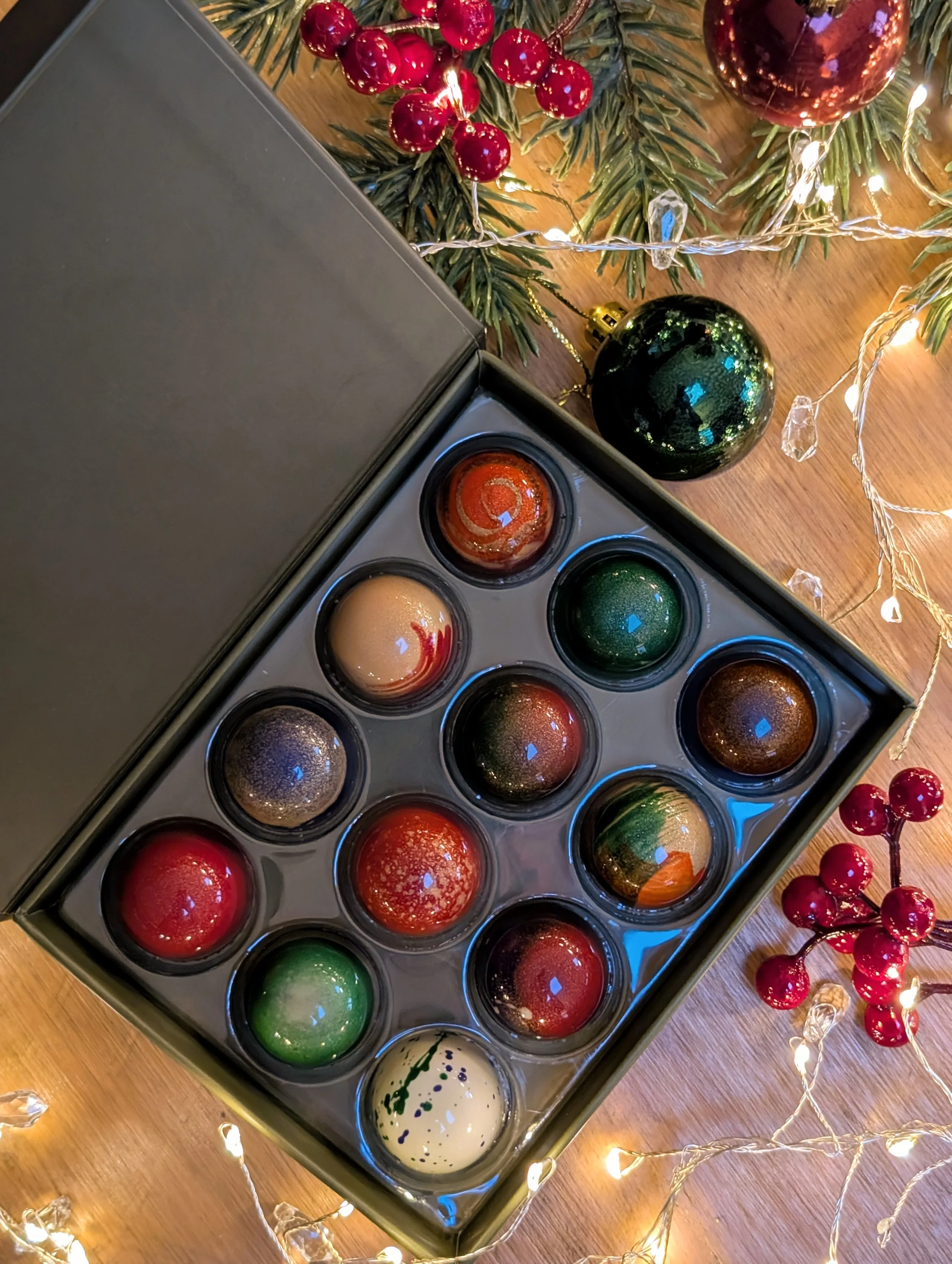 Christmas collection of 12 .jpg