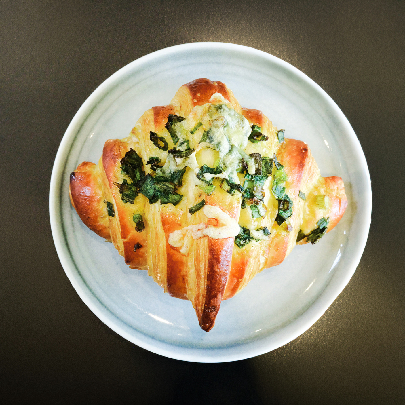 scallion+cheese+pepper+croissant+%28edited%29.png