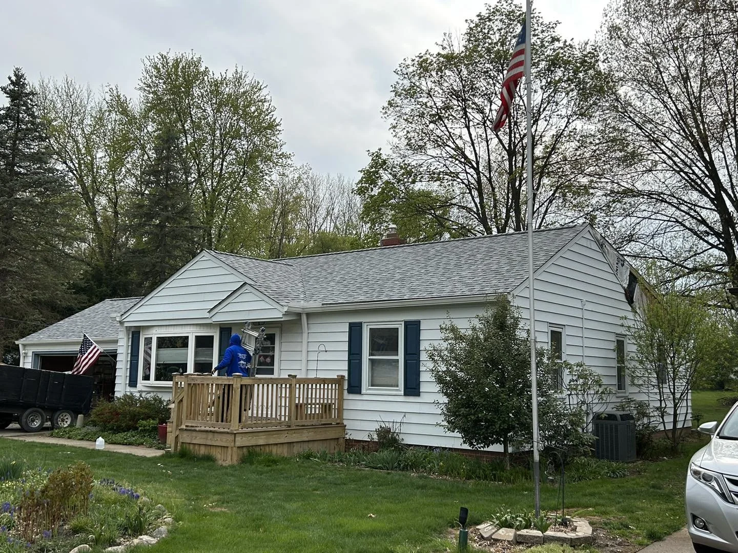 Owens corning Sierra Gray.jpeg