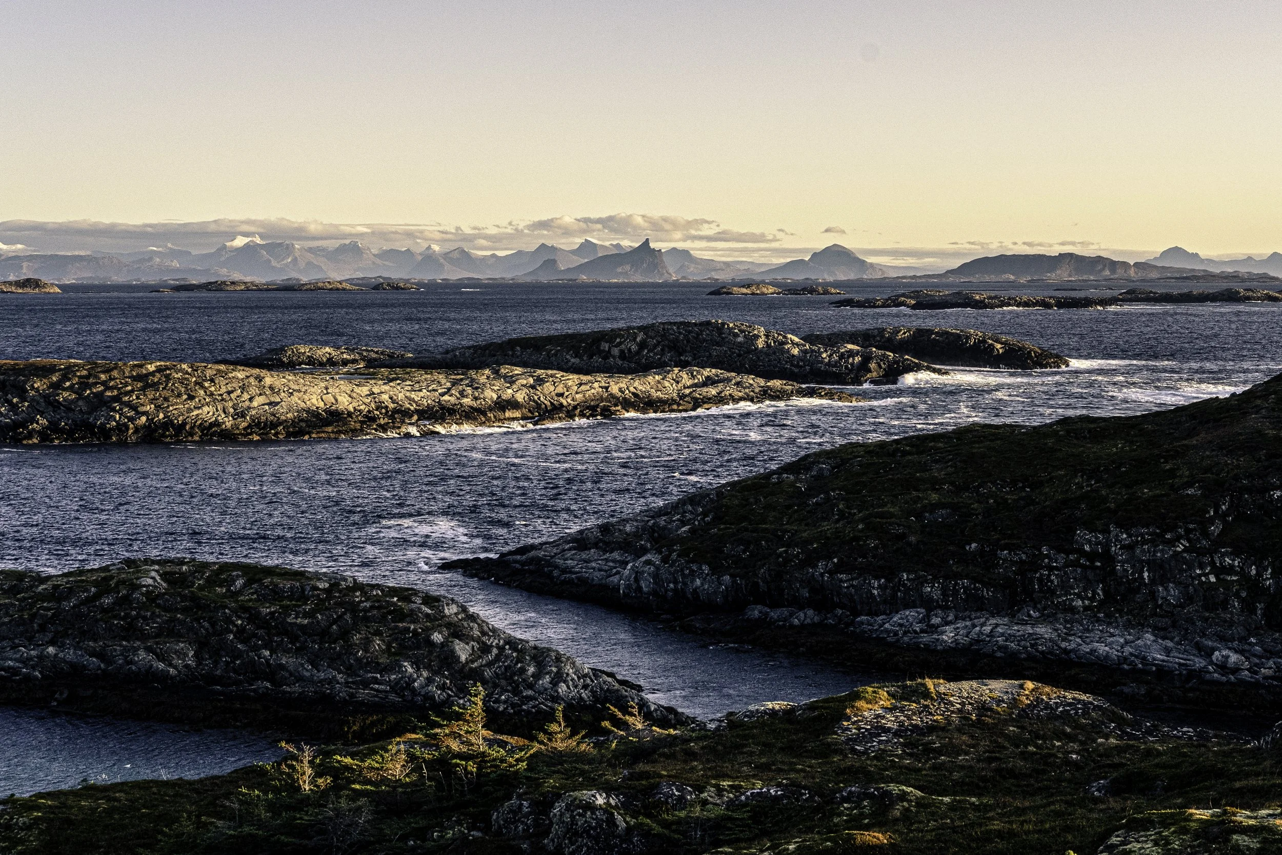 Mannen // Myken November Island