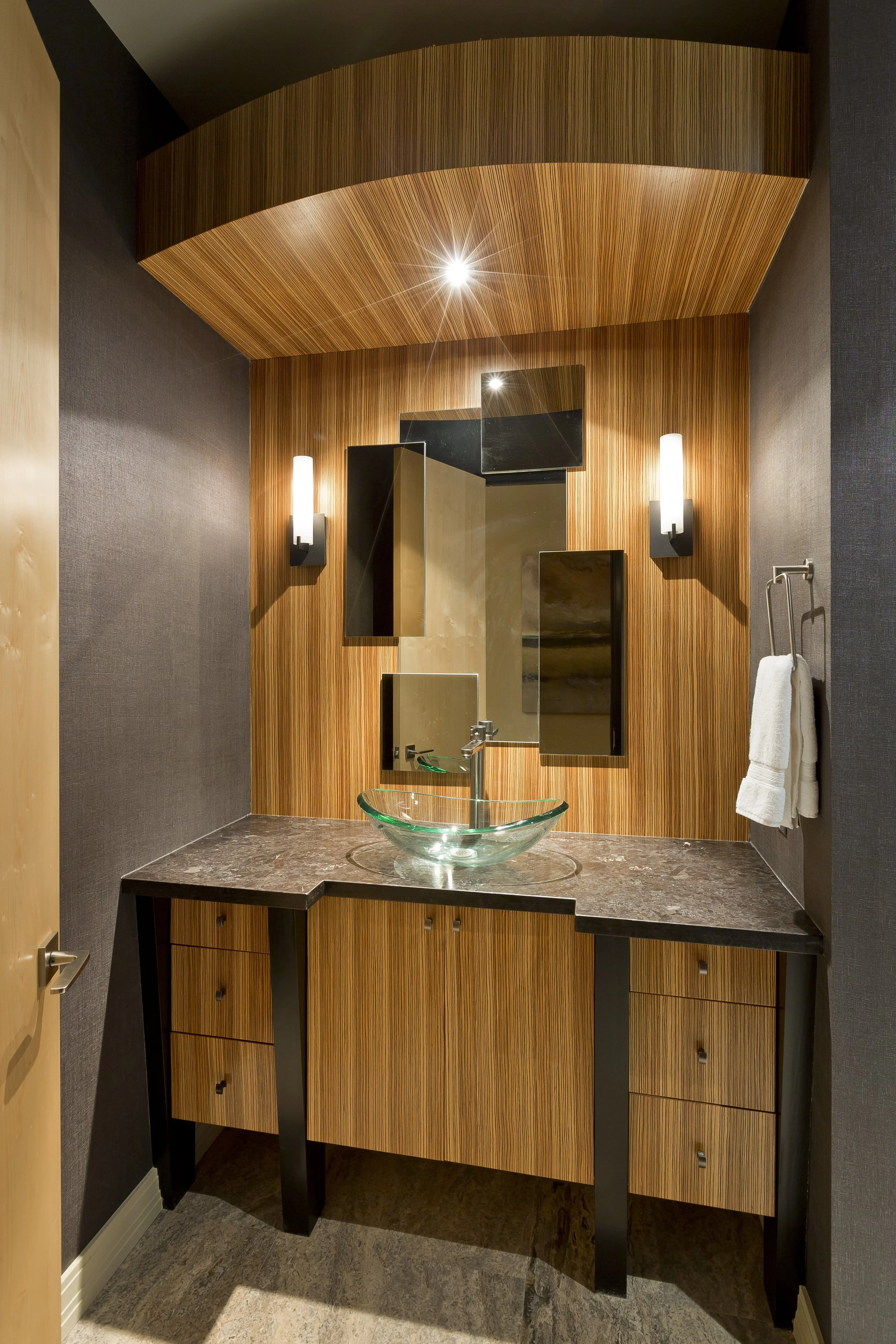Stern Chris Jovanelly Interior Design (18).jpg