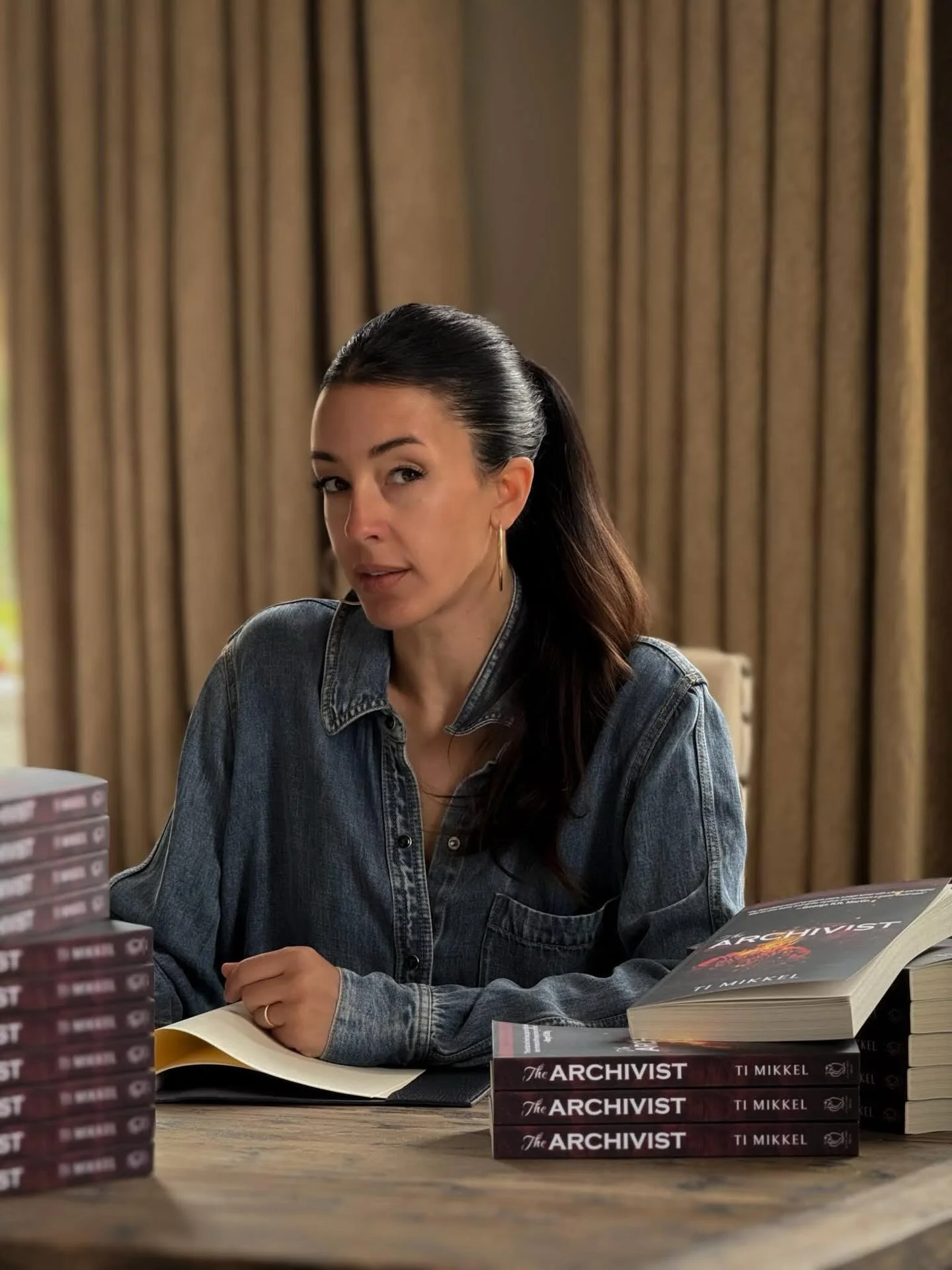 ALLUSION MAGAZINE &mdash; THE VICARIOUS COLUMN PRESENTS: TI MIKKEL @timikkel 

Ti Mikkel is making her debut as a novelist with The Archivist, a thrilling fusion of action, romance, and science. She is also a writer and producer on House of the Drago