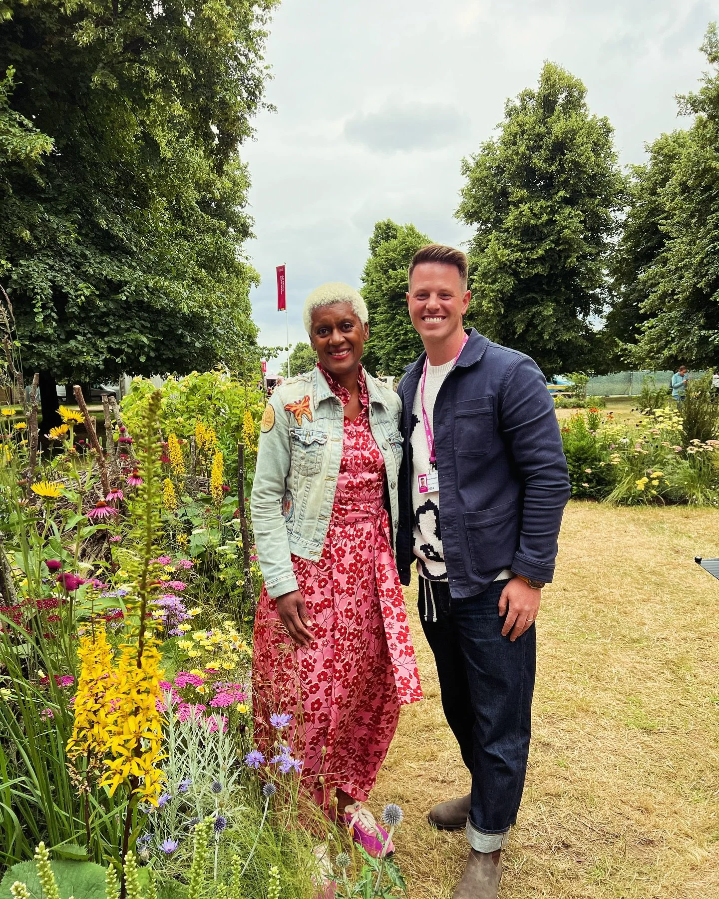Pinch me! The &lsquo;For The Birds&rsquo; garden and a few of the other All About Asteraceae gardens are going to be featured in a special episode of @gardenersworldtv on the RHS Hampton Court Garden Festival! @aritanderson, Debbie, Yvonne and the wh